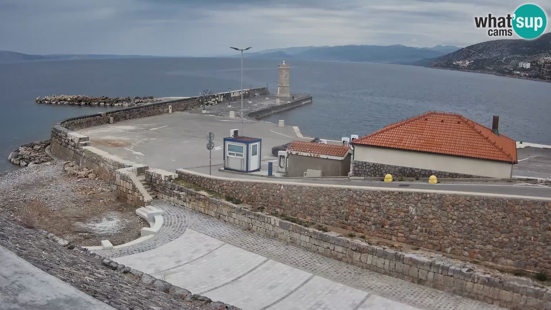 Webcam Porto di Segna – Frangiflutti e Faro in diretta