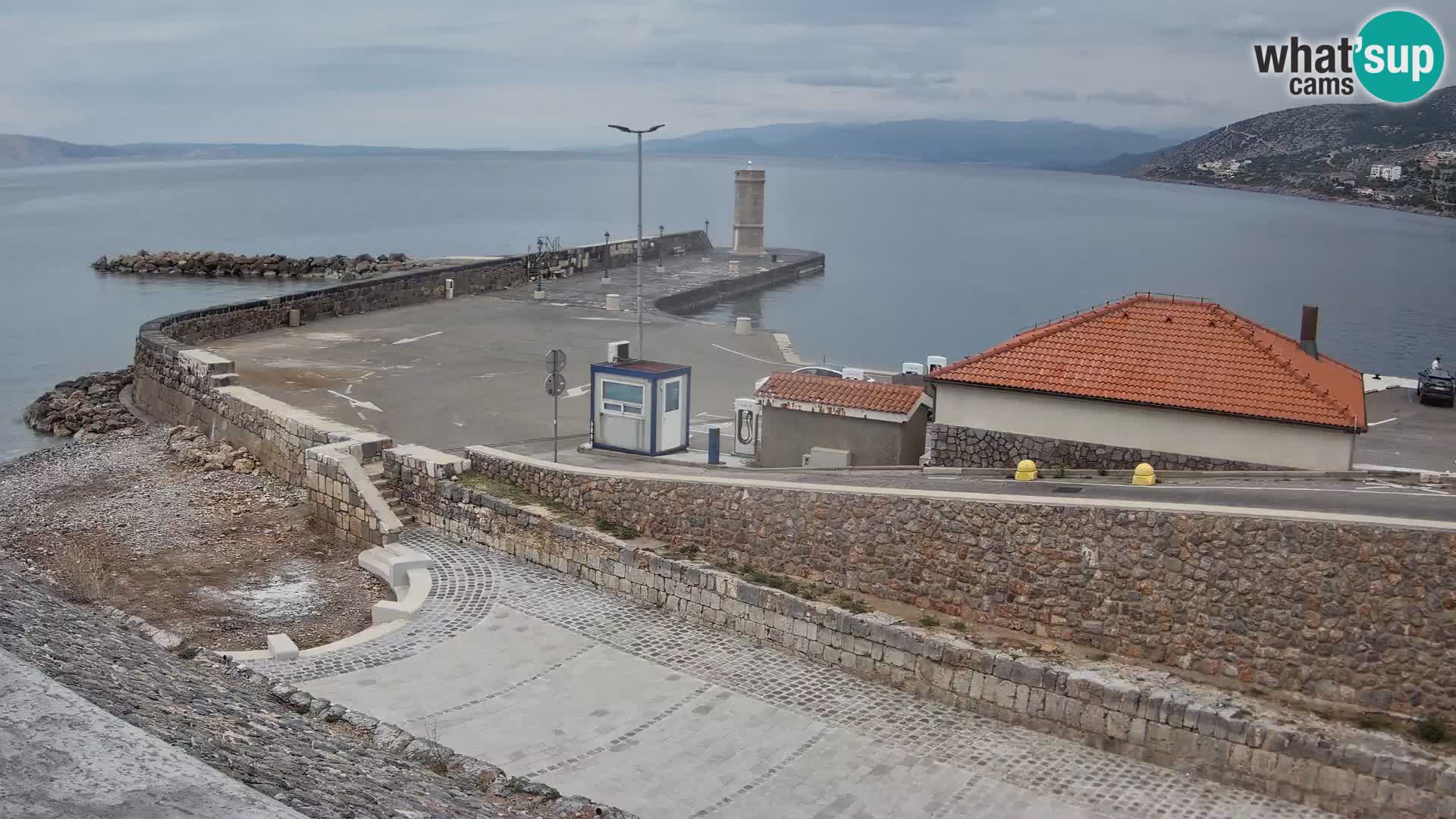 Webcam Porto di Segna – Frangiflutti e Faro in diretta