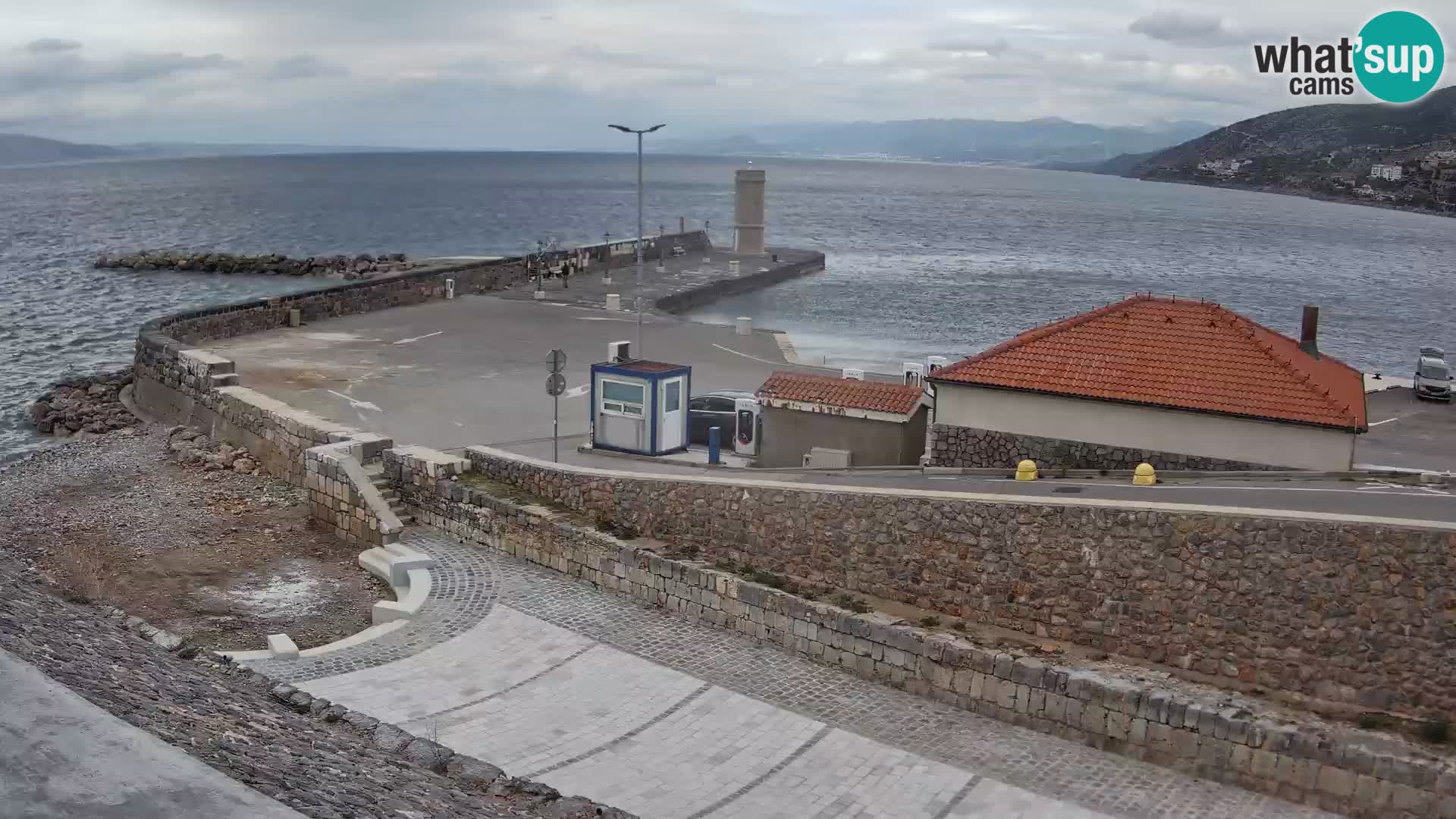 Webcam Porto di Segna – Frangiflutti e Faro in diretta