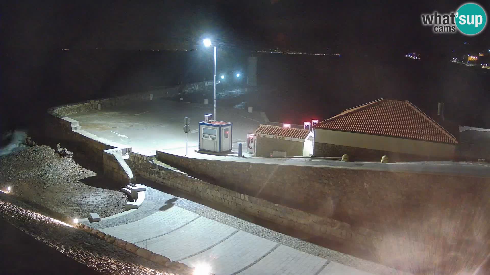 Webcam Porto di Segna – Frangiflutti e Faro in diretta