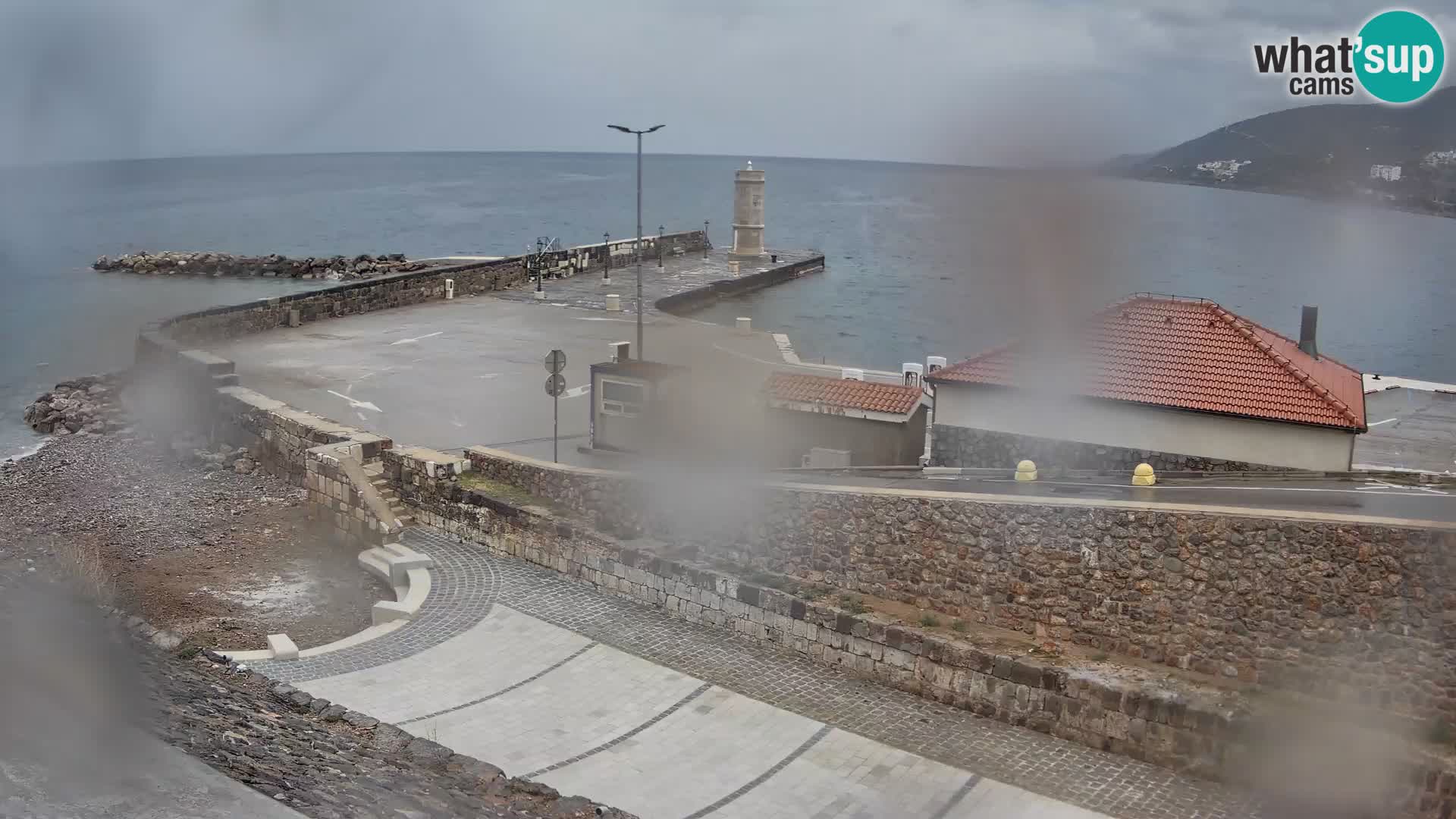 Senj Harbour Webcam – Breakwater & Lighthouse Live View