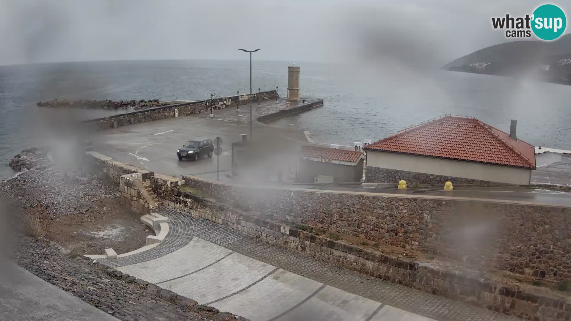 Senj Harbour Webcam – Breakwater & Lighthouse Live View