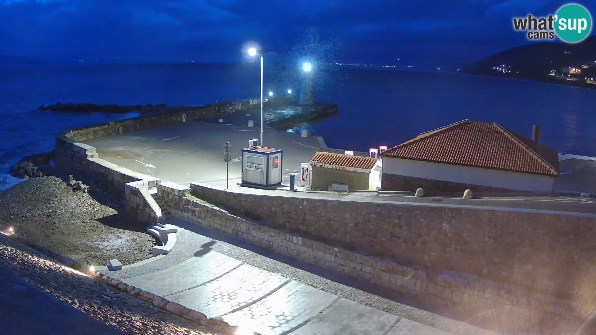 Senj Harbour Webcam – Breakwater & Lighthouse Live View