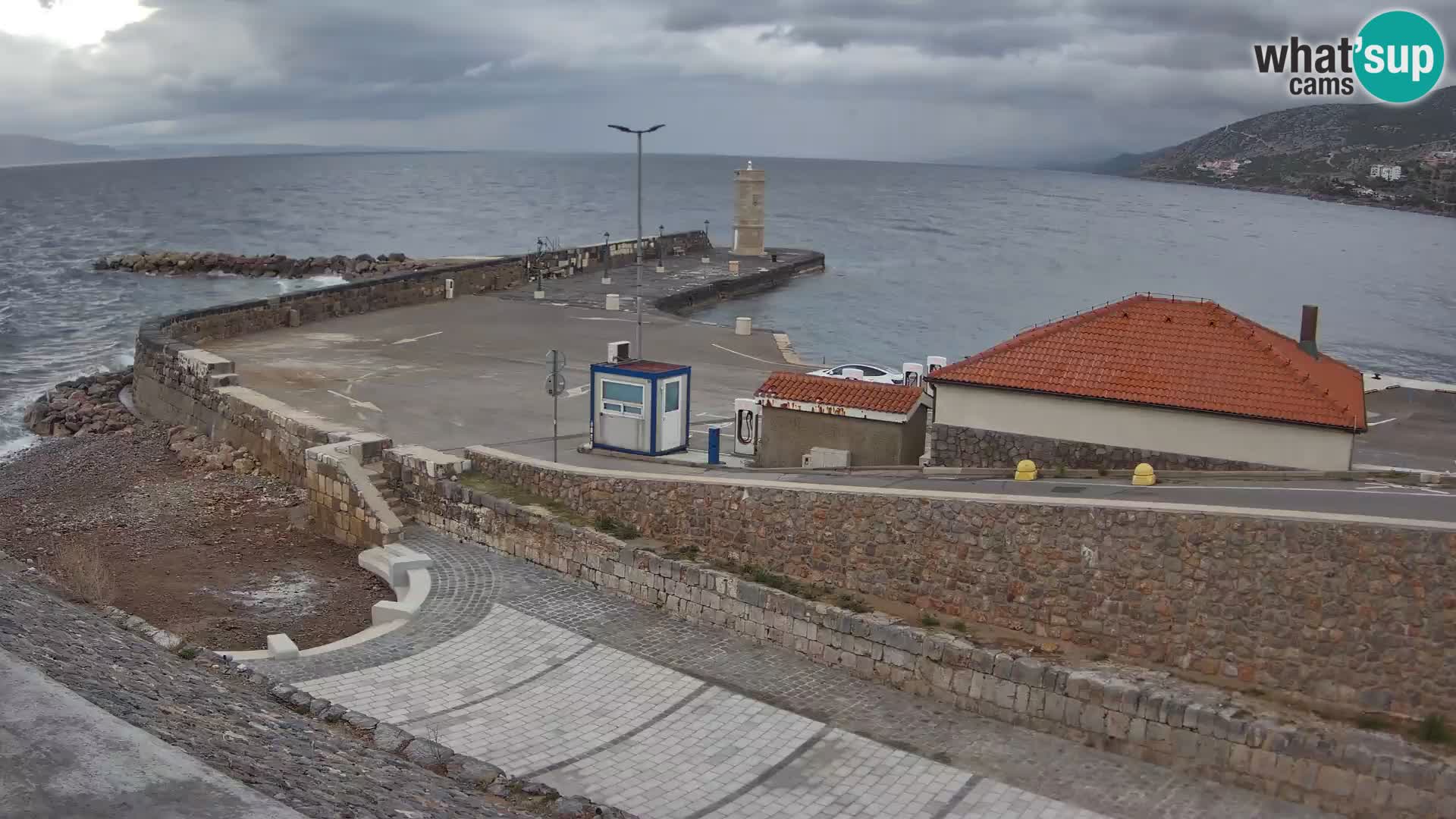 Webcam Porto di Segna – Frangiflutti e Faro in diretta