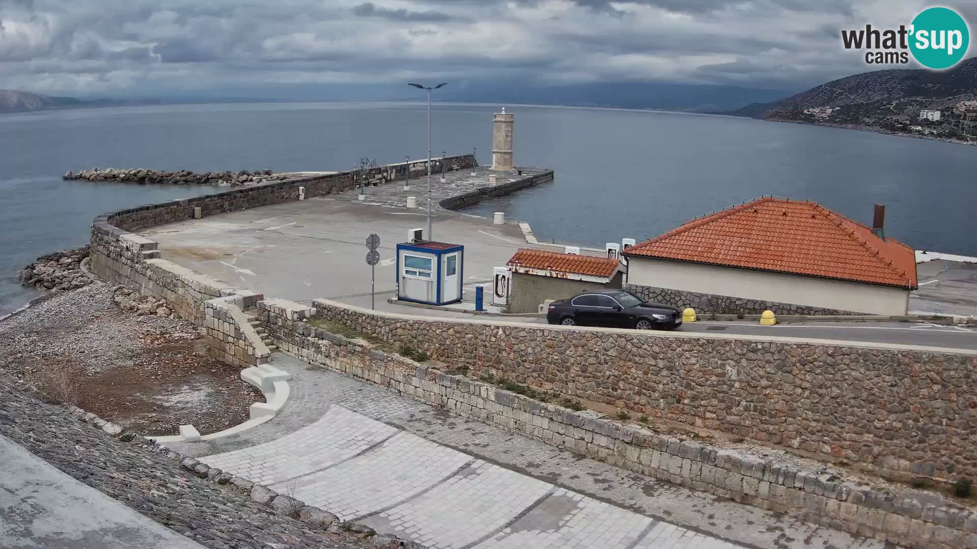 Webcam puerto de Senj – Rompeolas y faro en directo