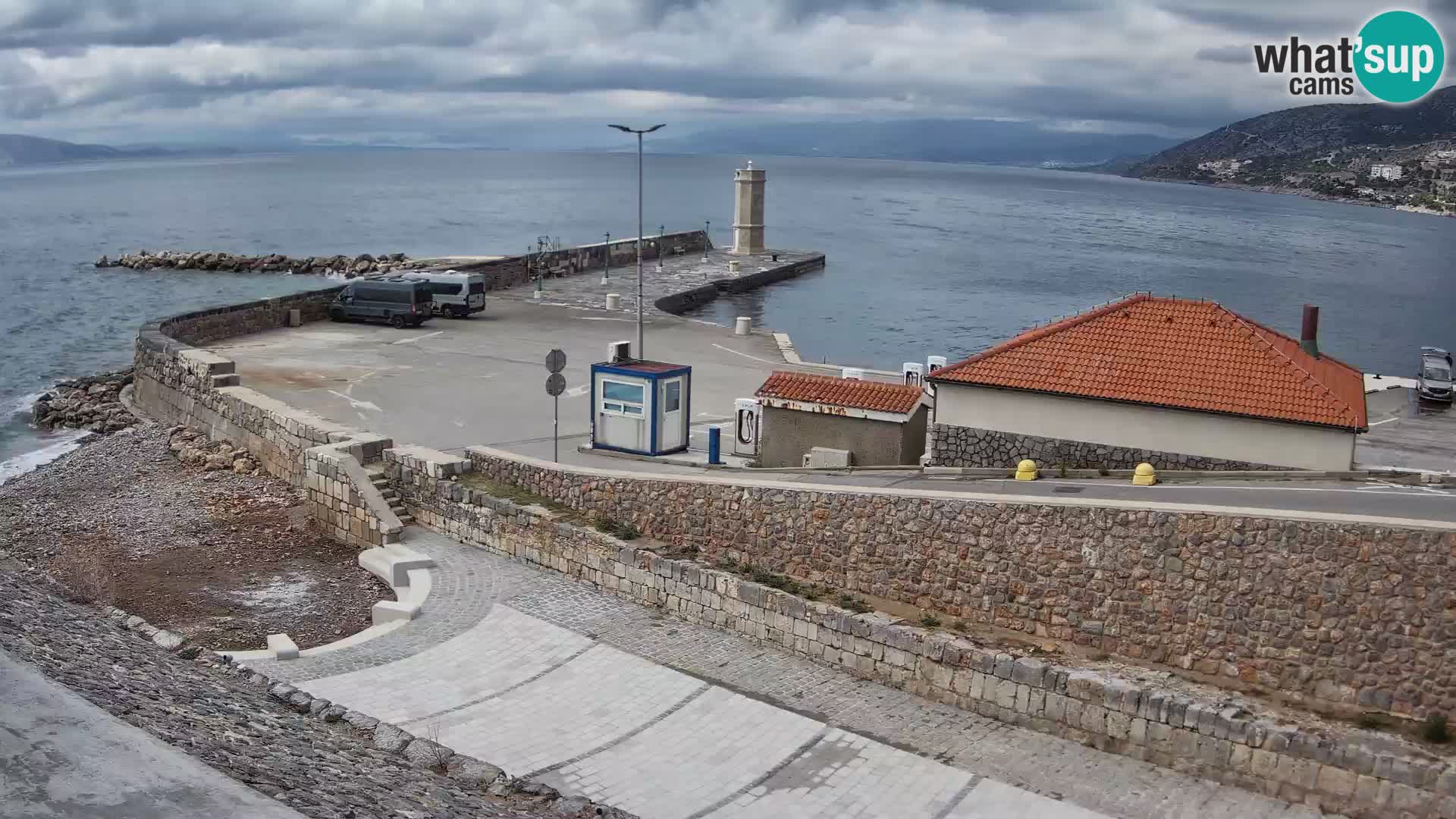 Webcam Porto di Segna – Frangiflutti e Faro in diretta