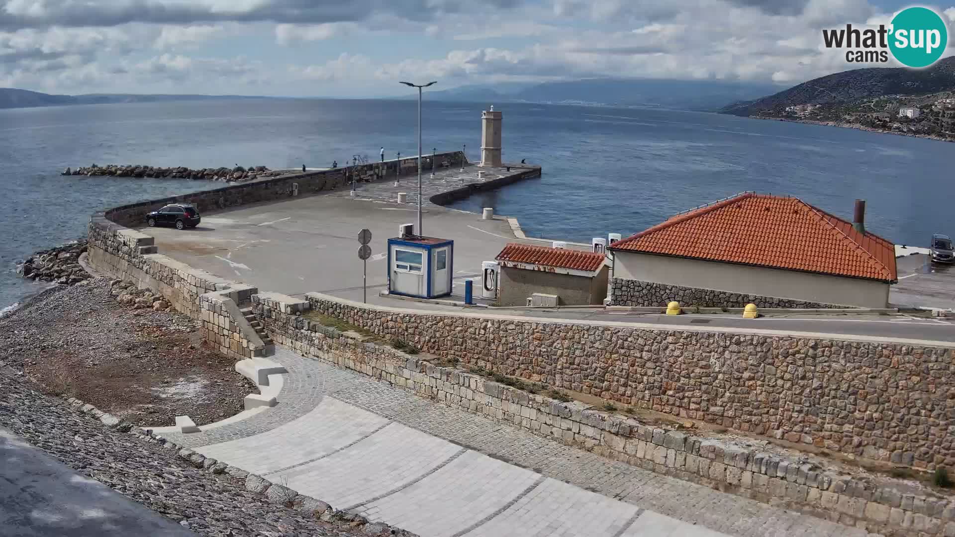 Webcam puerto de Senj – Rompeolas y faro en directo