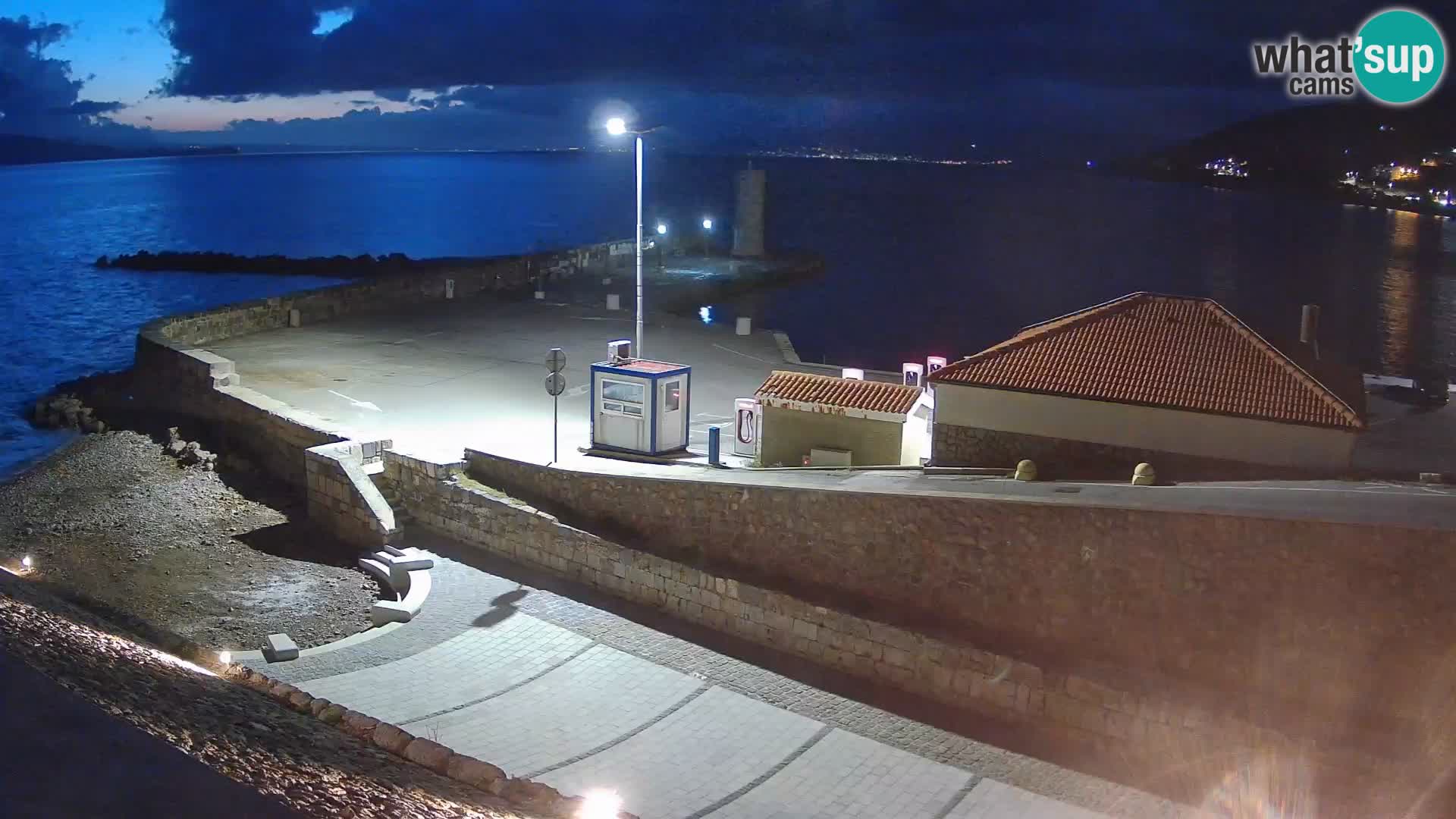 Senj Harbour Webcam – Breakwater & Lighthouse Live View
