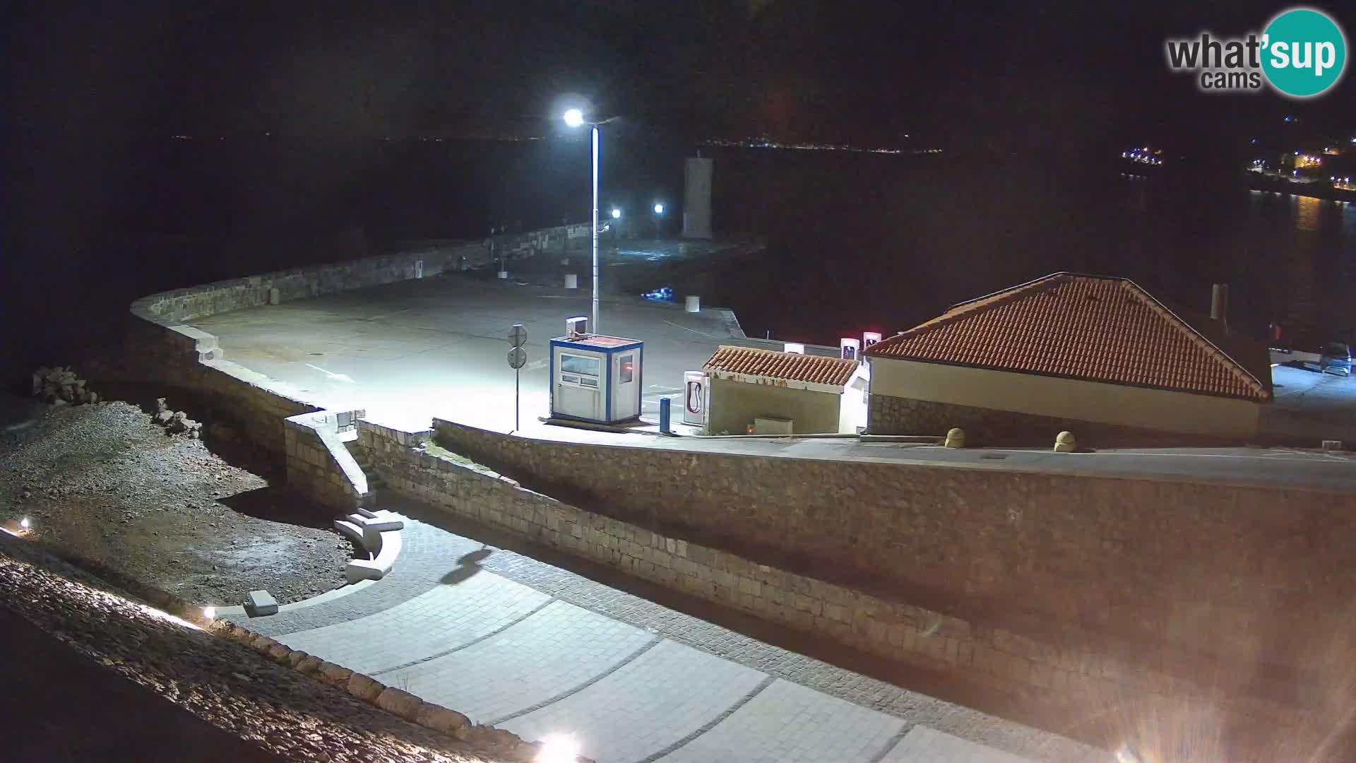 Webcam Porto di Segna – Frangiflutti e Faro in diretta