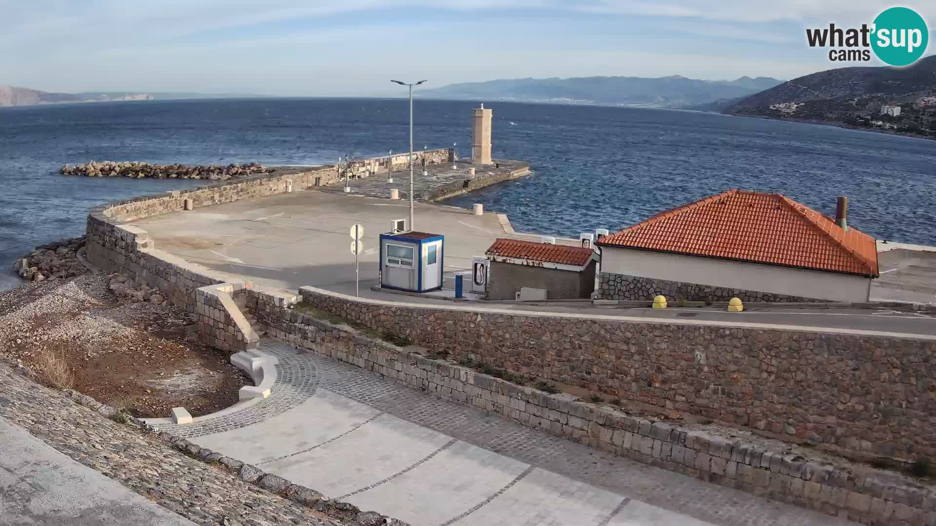 Webcam Porto di Segna – Frangiflutti e Faro in diretta