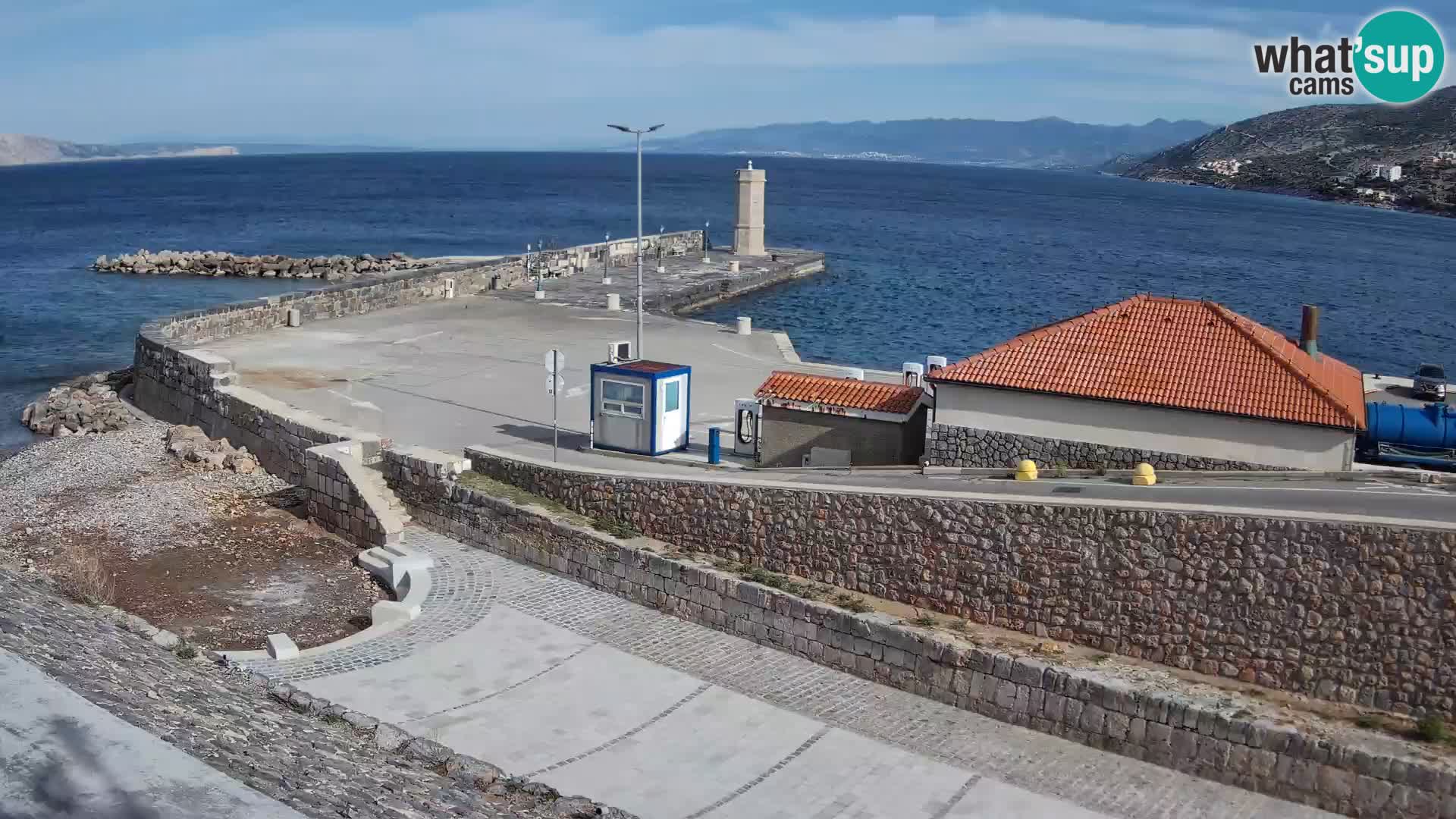 Webcam puerto de Senj – Rompeolas y faro en directo