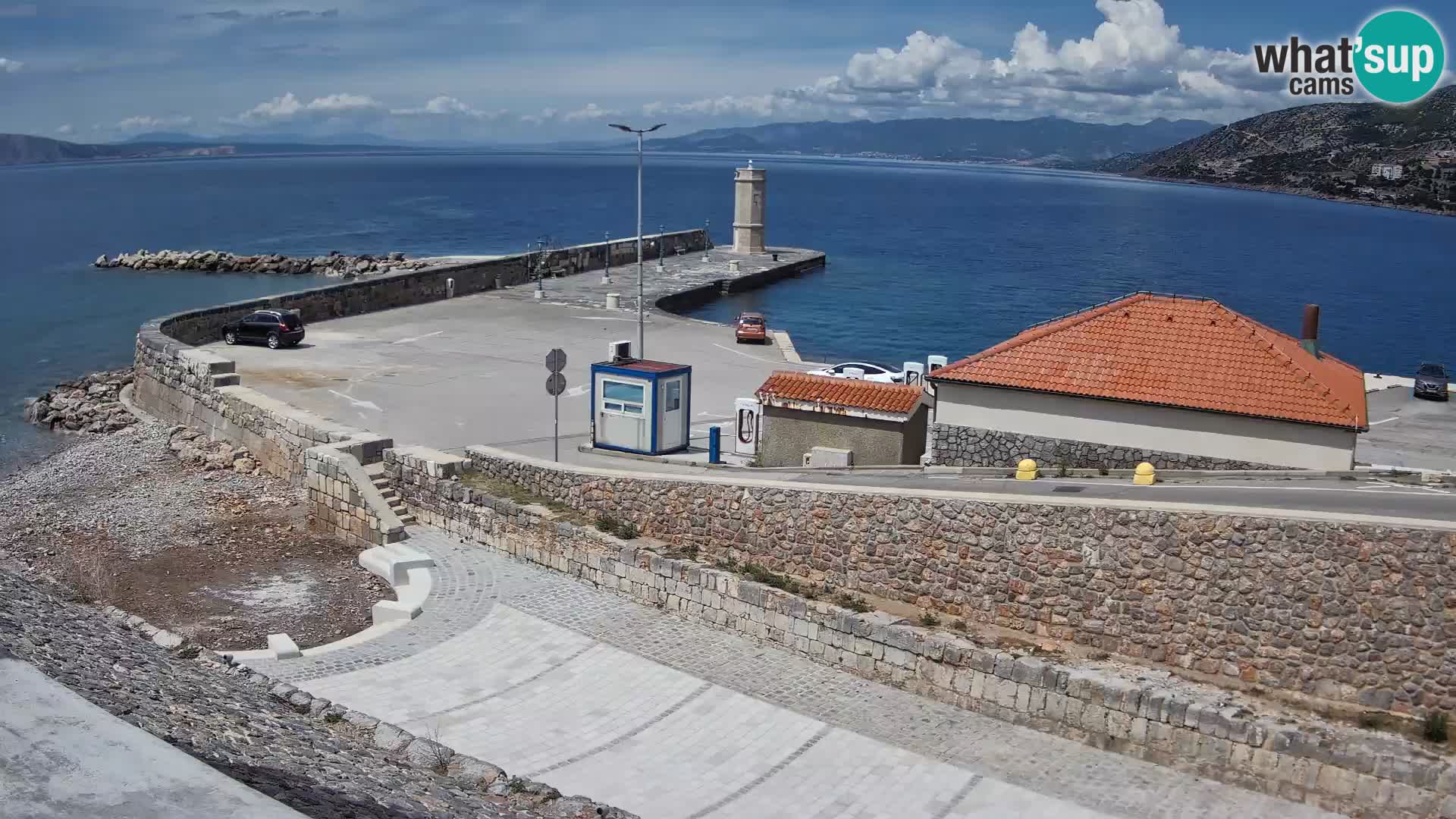 Webcam port de Senj – Vue sur la jetée et le phare