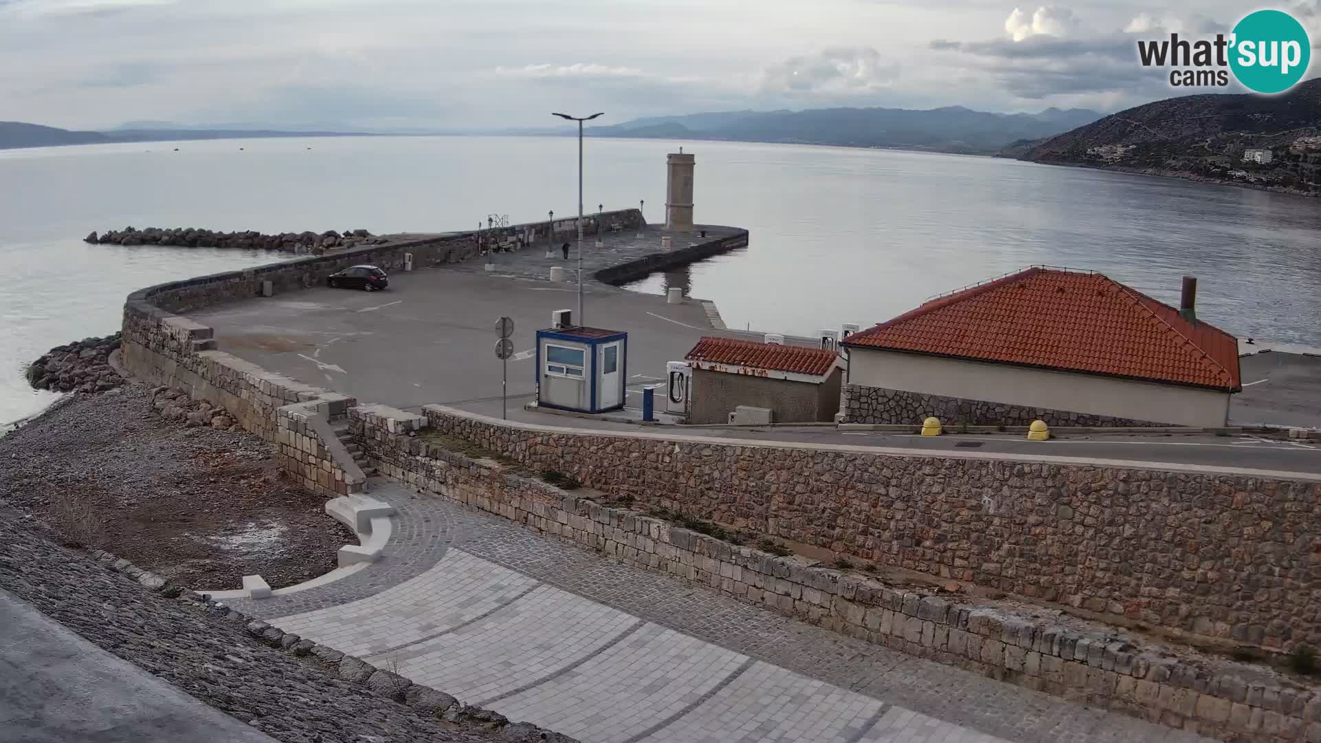 Webcam Porto di Segna – Frangiflutti e Faro in diretta