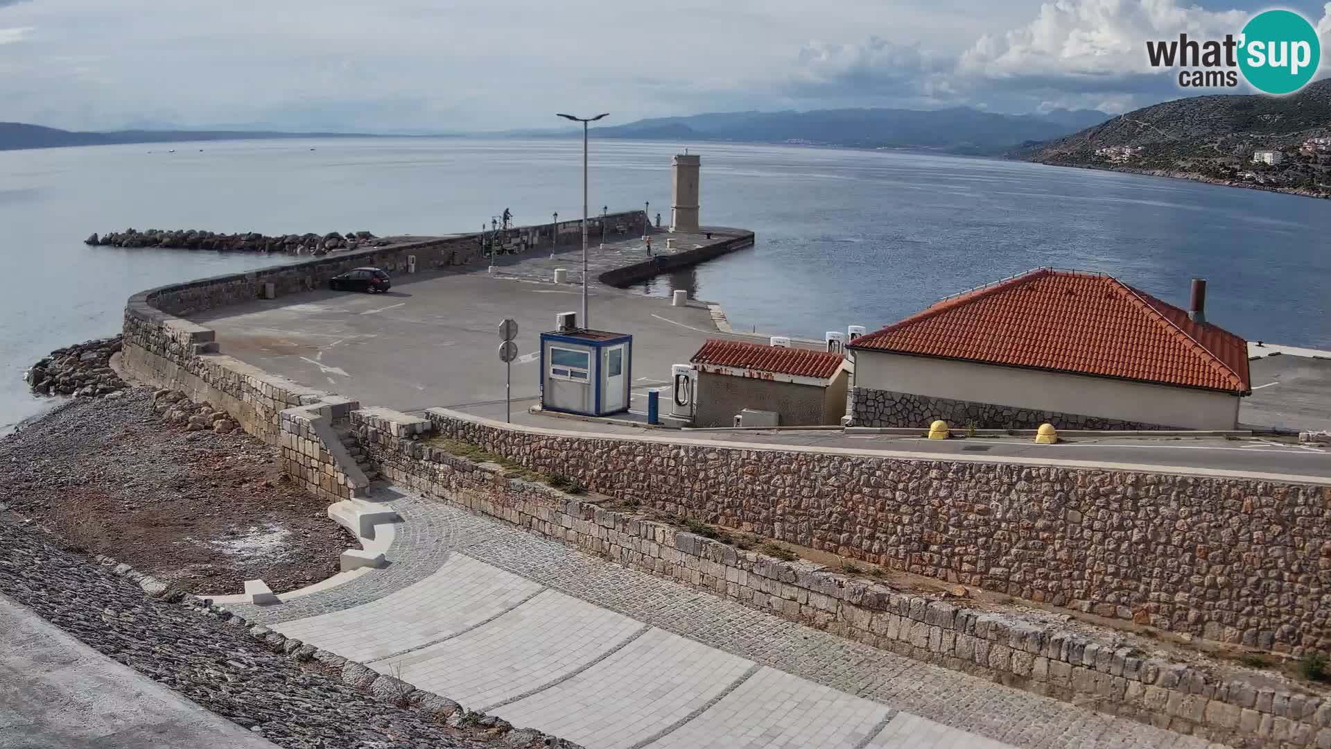 Web kamera Senj luka – Lukobran i svjetionik uživo