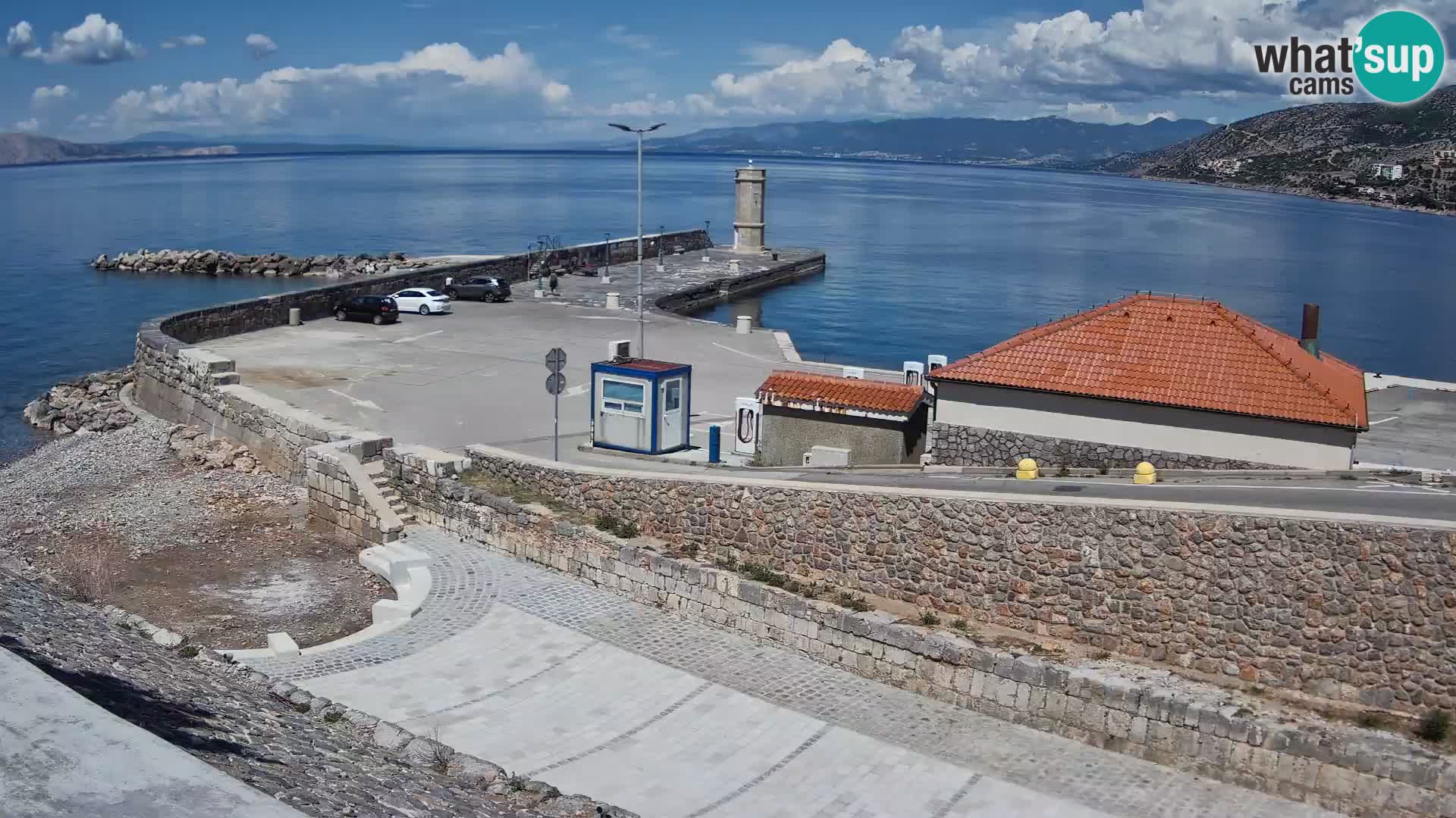 Senj Hafen Webcam – Wellenbrecher & Leuchtturm Liveblick