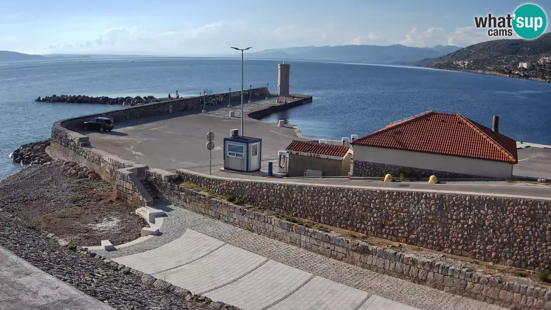Webcam puerto de Senj – Rompeolas y faro en directo