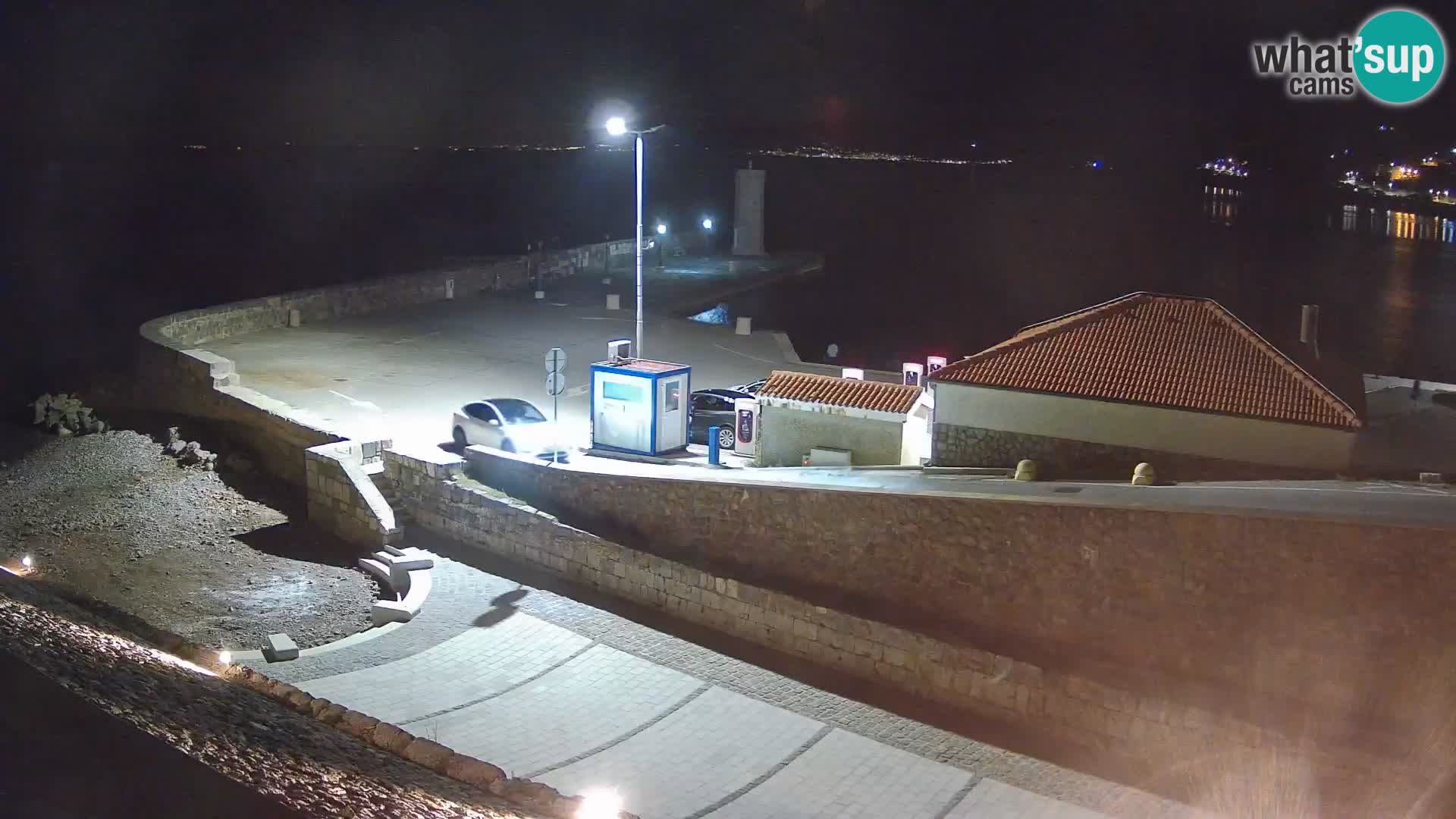 Webcam puerto de Senj – Rompeolas y faro en directo