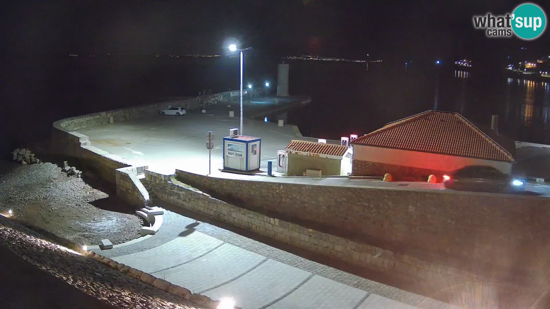Senj Hafen Webcam – Wellenbrecher & Leuchtturm Liveblick