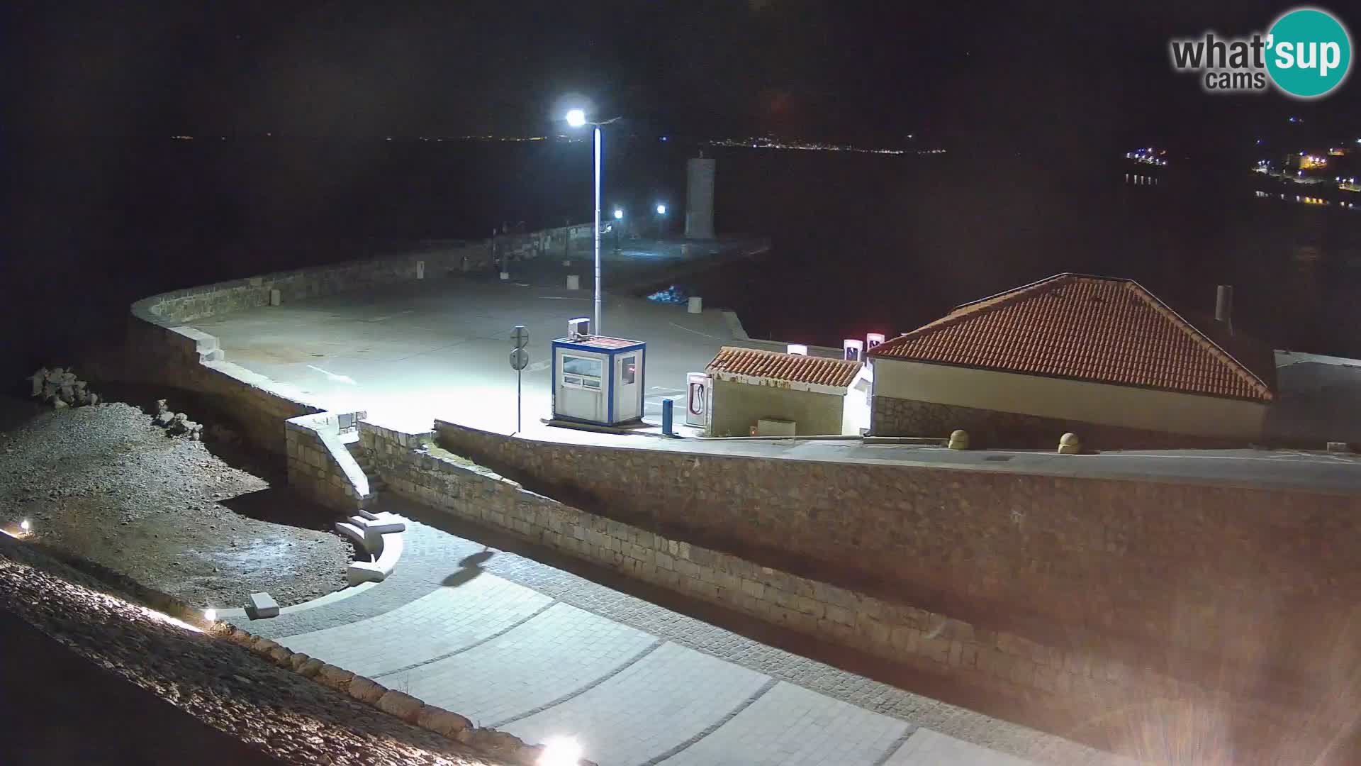 Webcam Porto di Segna – Frangiflutti e Faro in diretta
