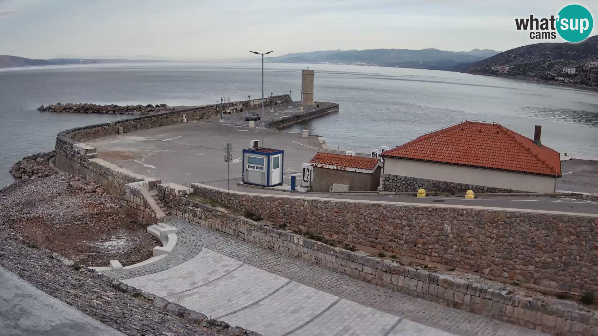 Webcam Porto di Segna – Frangiflutti e Faro in diretta
