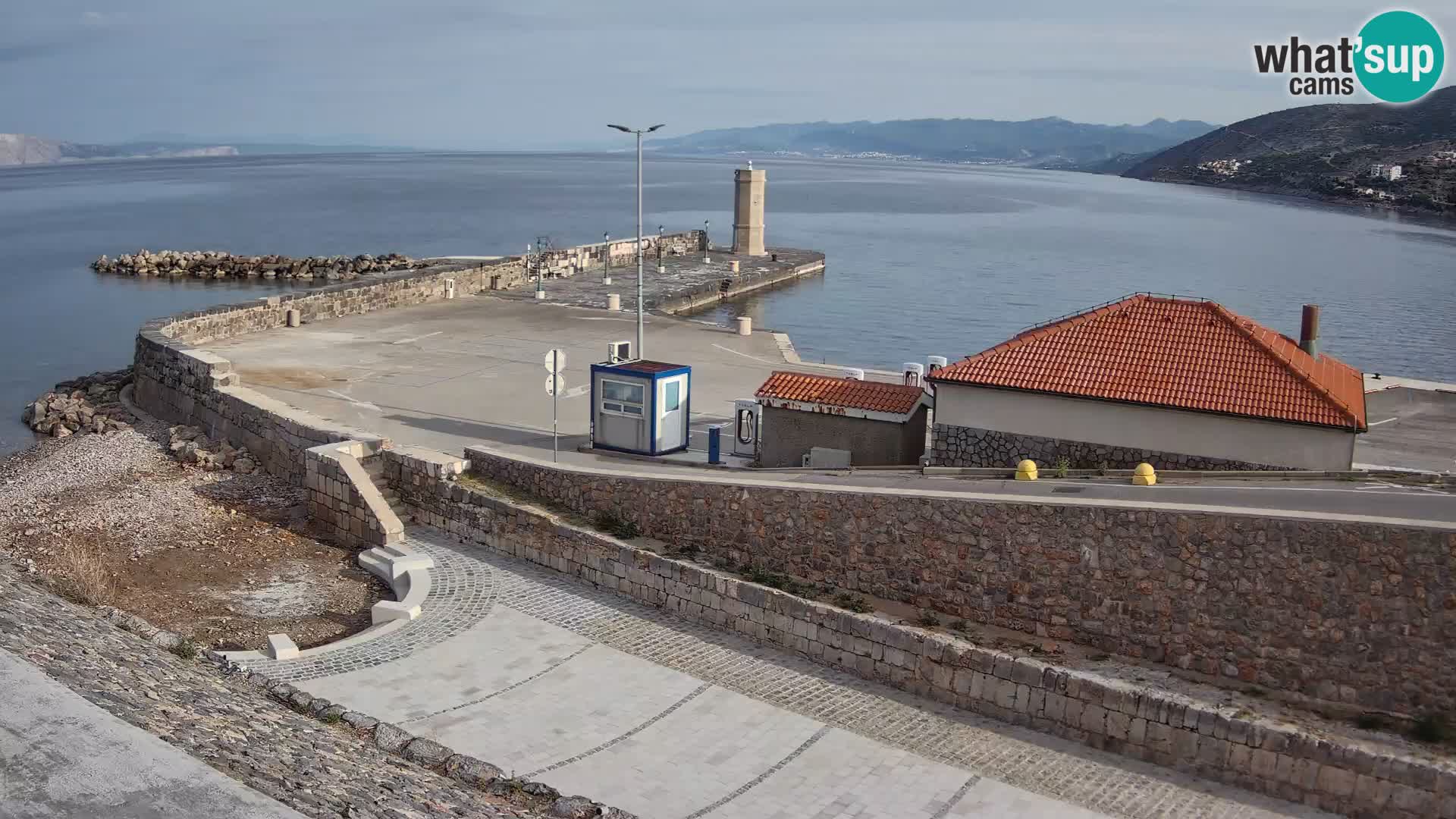 Webcam Porto di Segna – Frangiflutti e Faro in diretta