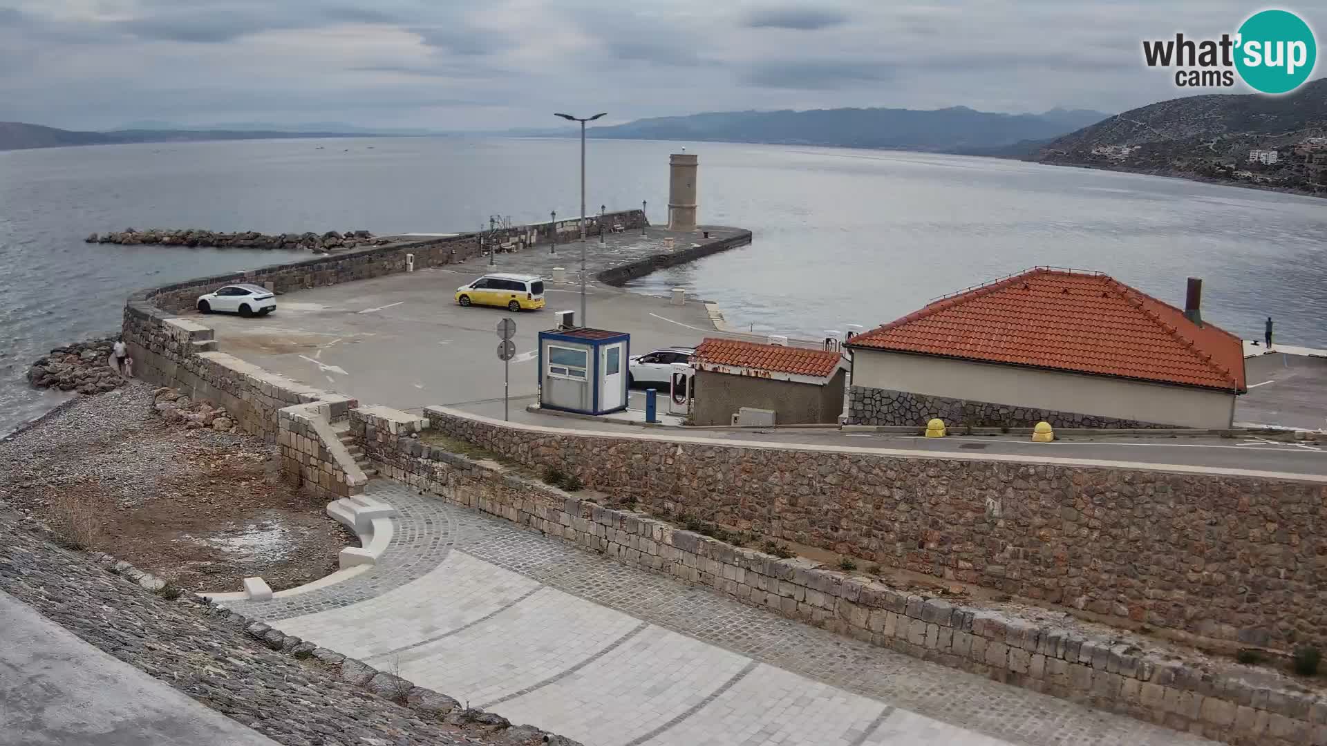 Webcam Porto di Segna – Frangiflutti e Faro in diretta