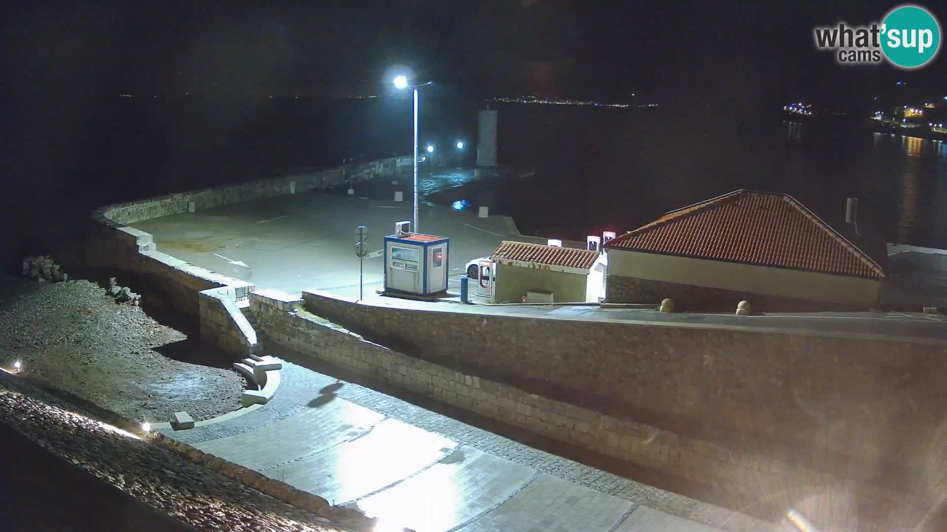 Webcam puerto de Senj – Rompeolas y faro en directo
