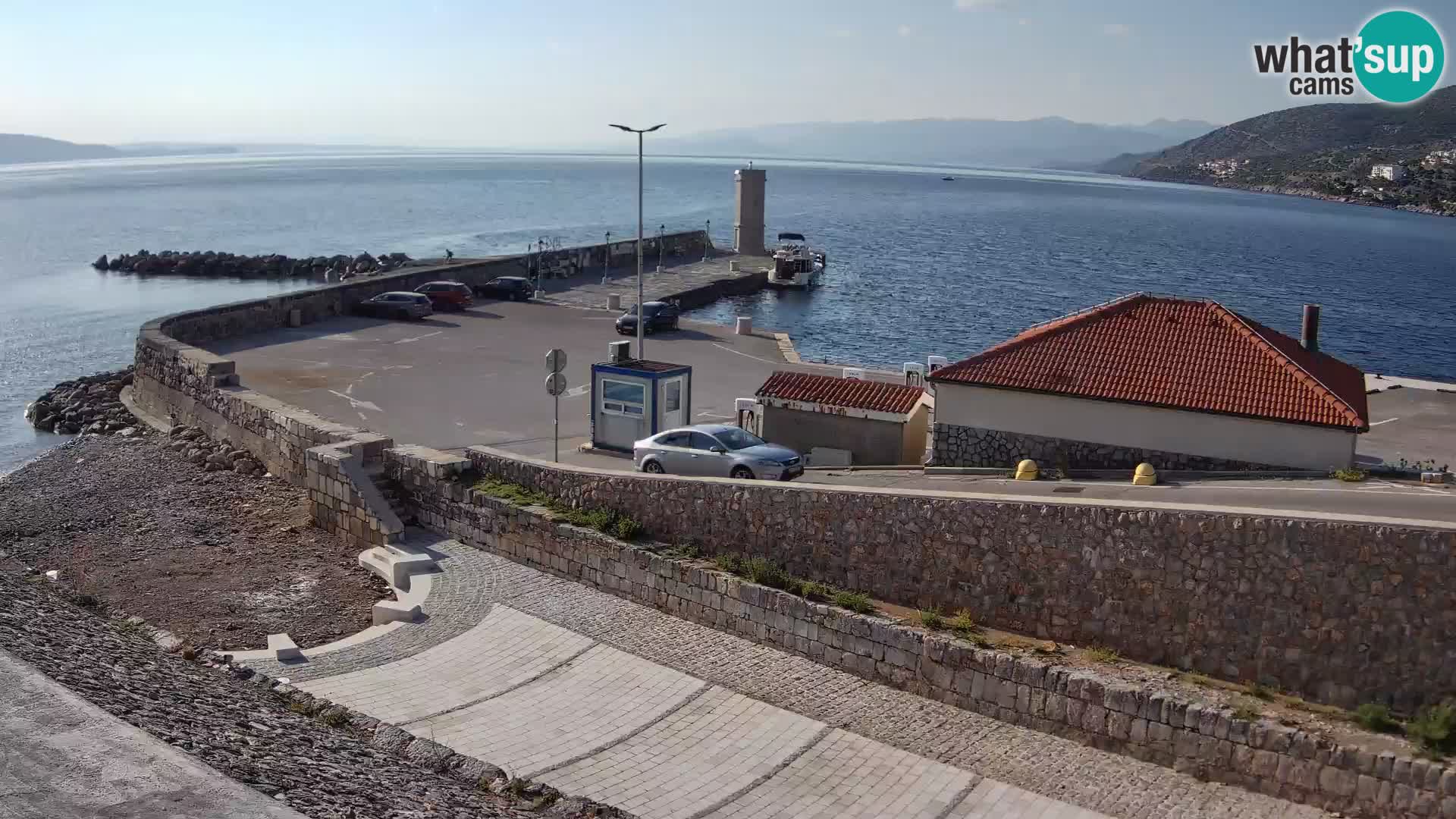 Webcam puerto de Senj – Rompeolas y faro en directo
