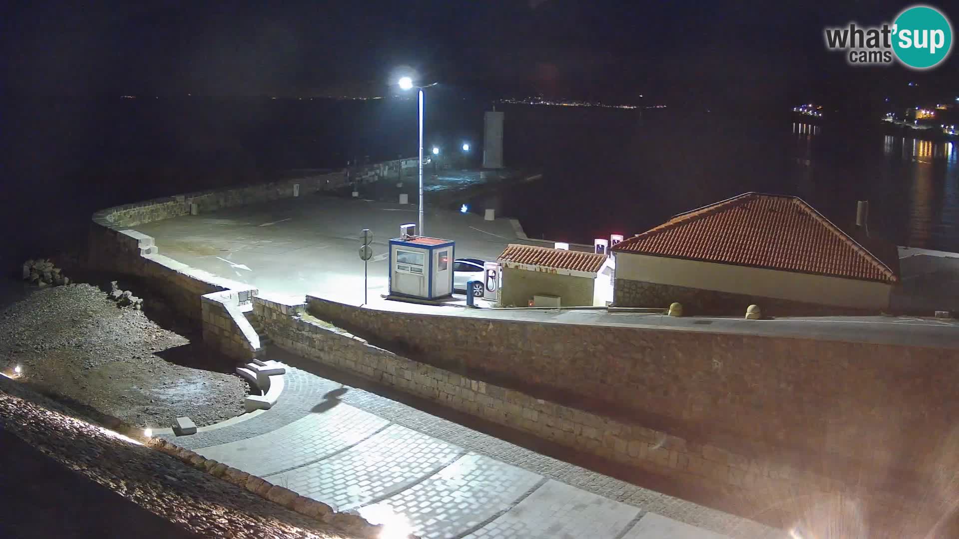 Webcam Porto di Segna – Frangiflutti e Faro in diretta