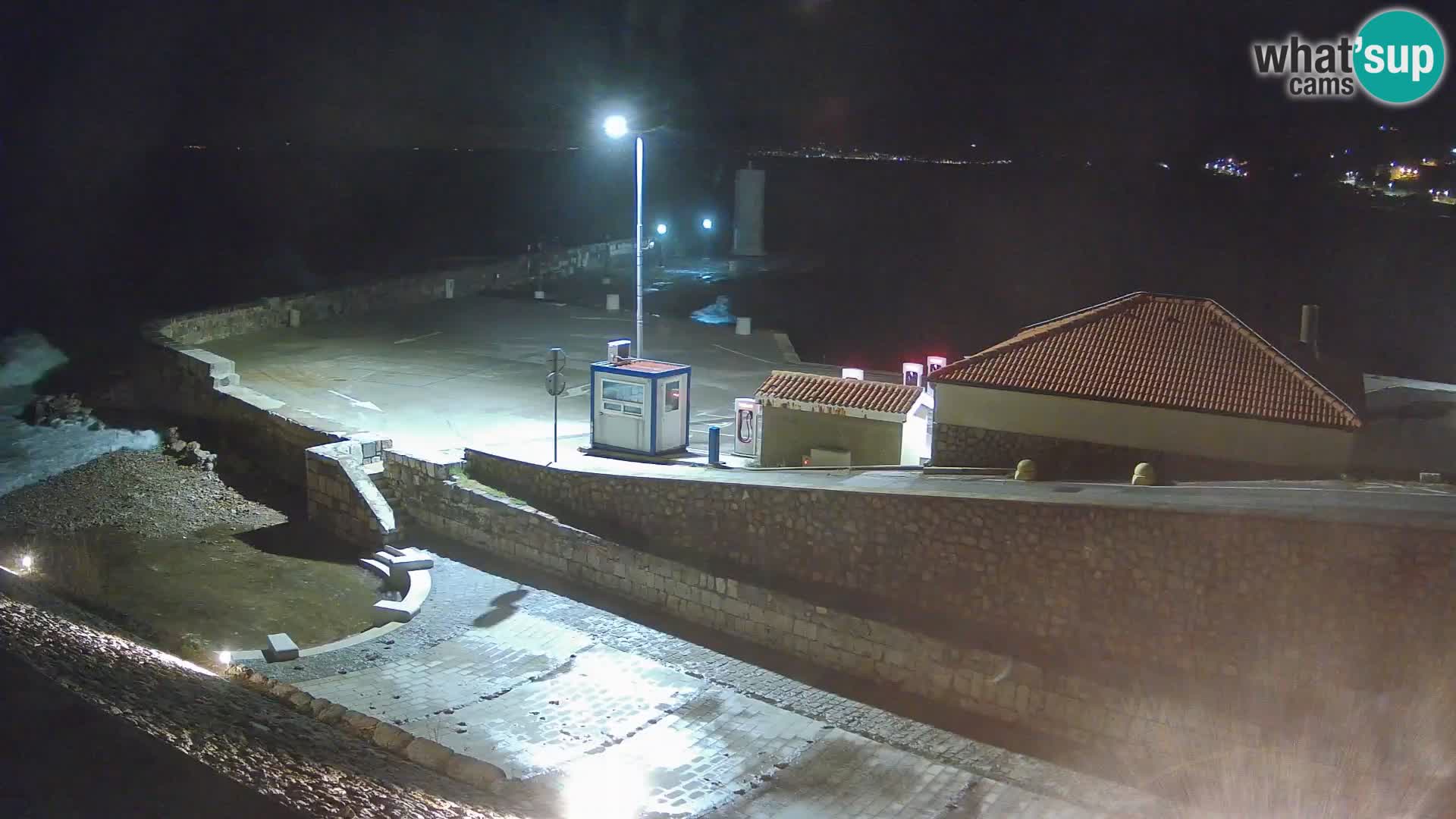 Webcam puerto de Senj – Rompeolas y faro en directo