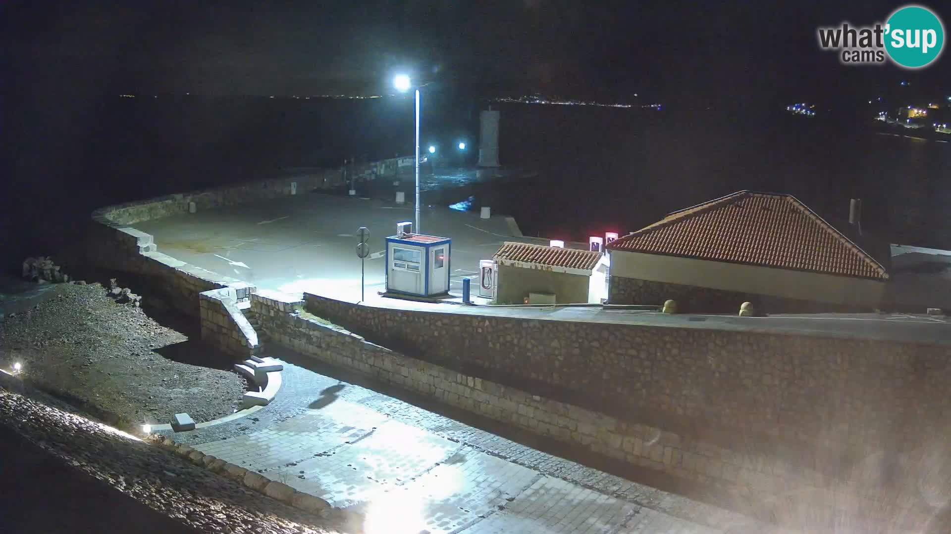 Webcam puerto de Senj – Rompeolas y faro en directo