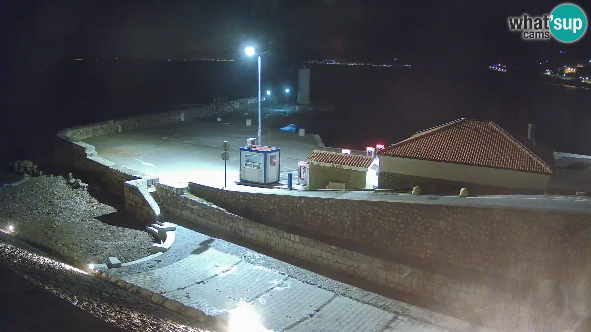 Senj Hafen Webcam – Wellenbrecher & Leuchtturm Liveblick