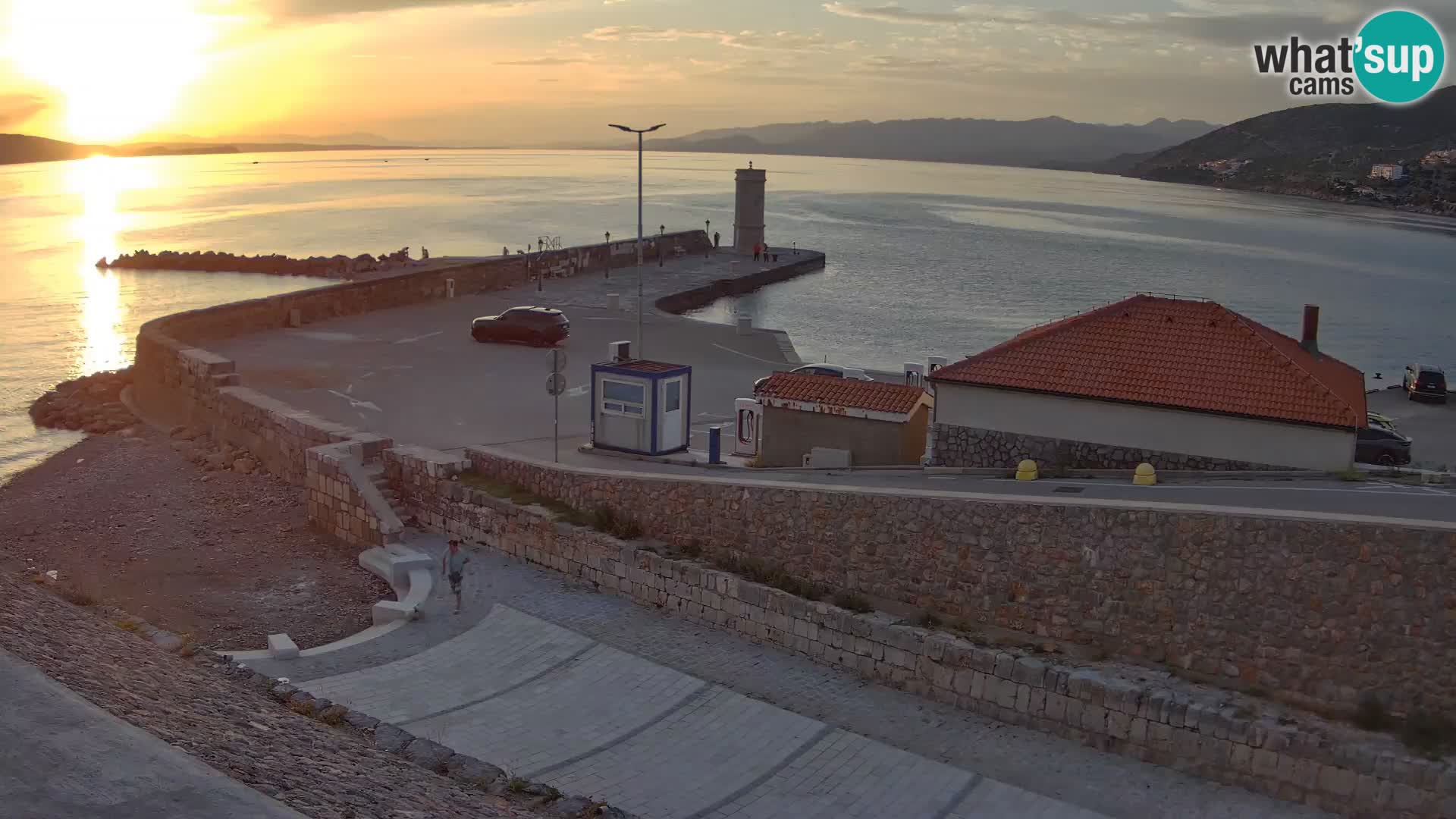 Webcam Porto di Segna – Frangiflutti e Faro in diretta