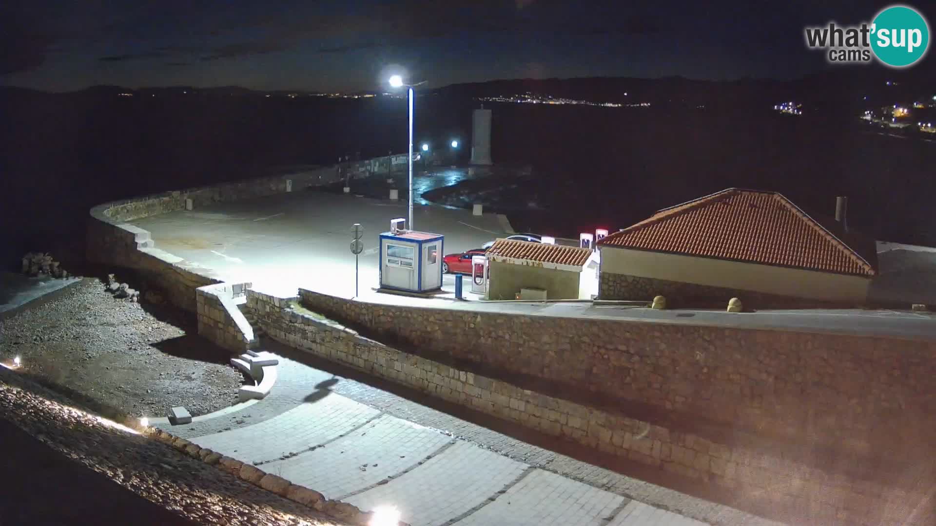 Senj Hafen Webcam – Wellenbrecher & Leuchtturm Liveblick