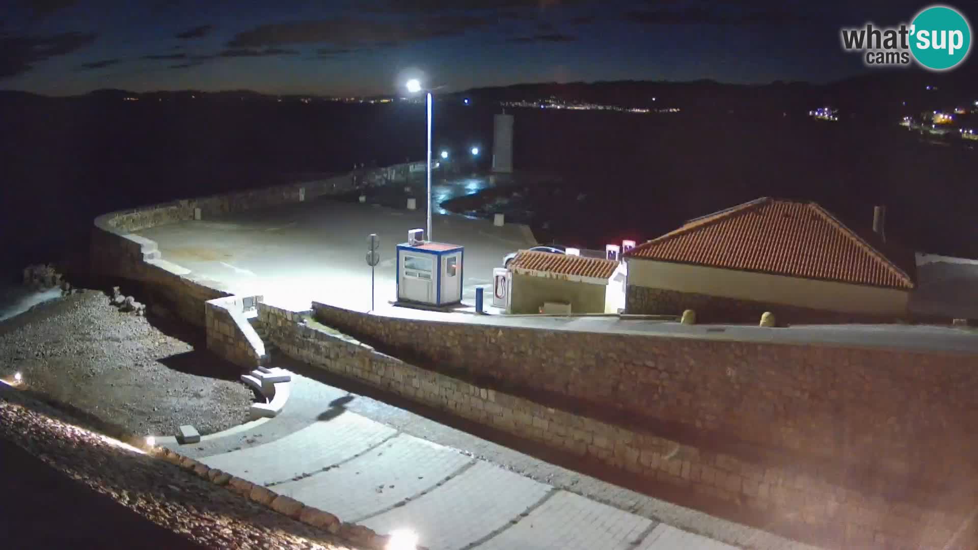 Webcam Porto di Segna – Frangiflutti e Faro in diretta