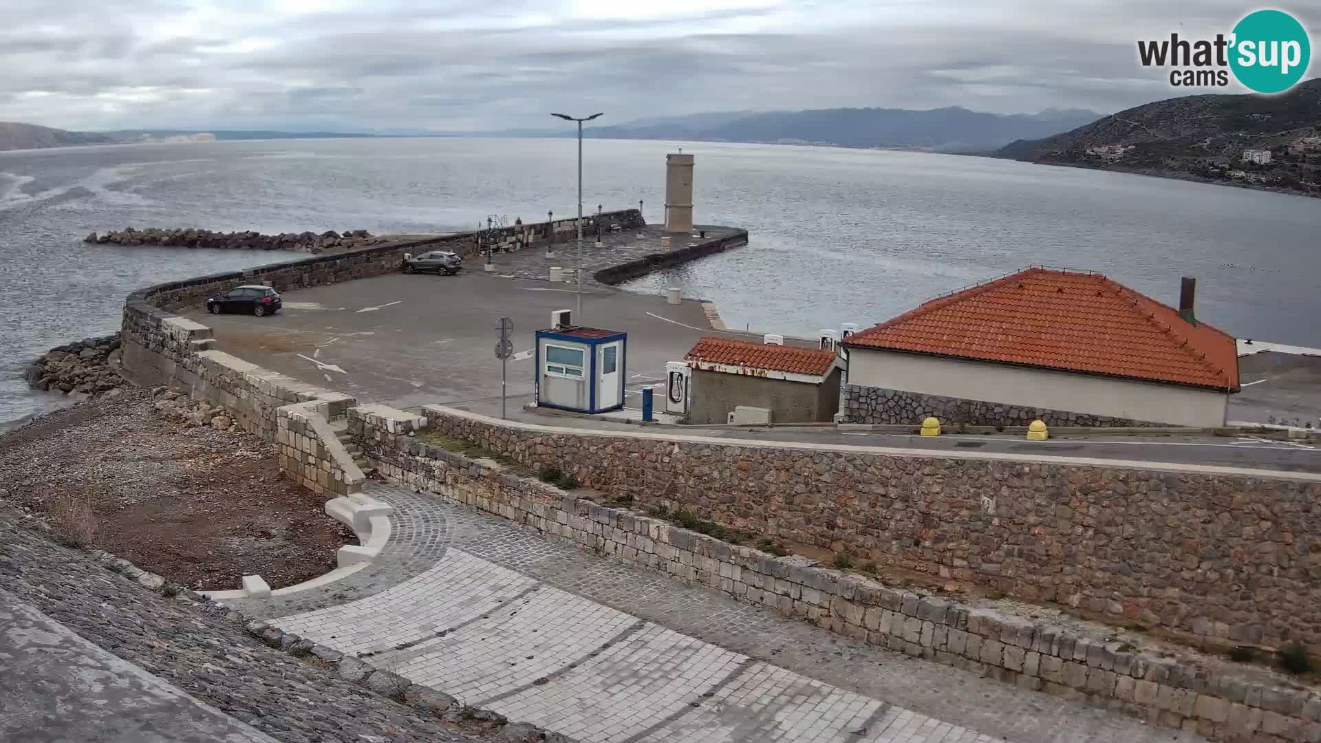 Webcam Porto di Segna – Frangiflutti e Faro in diretta