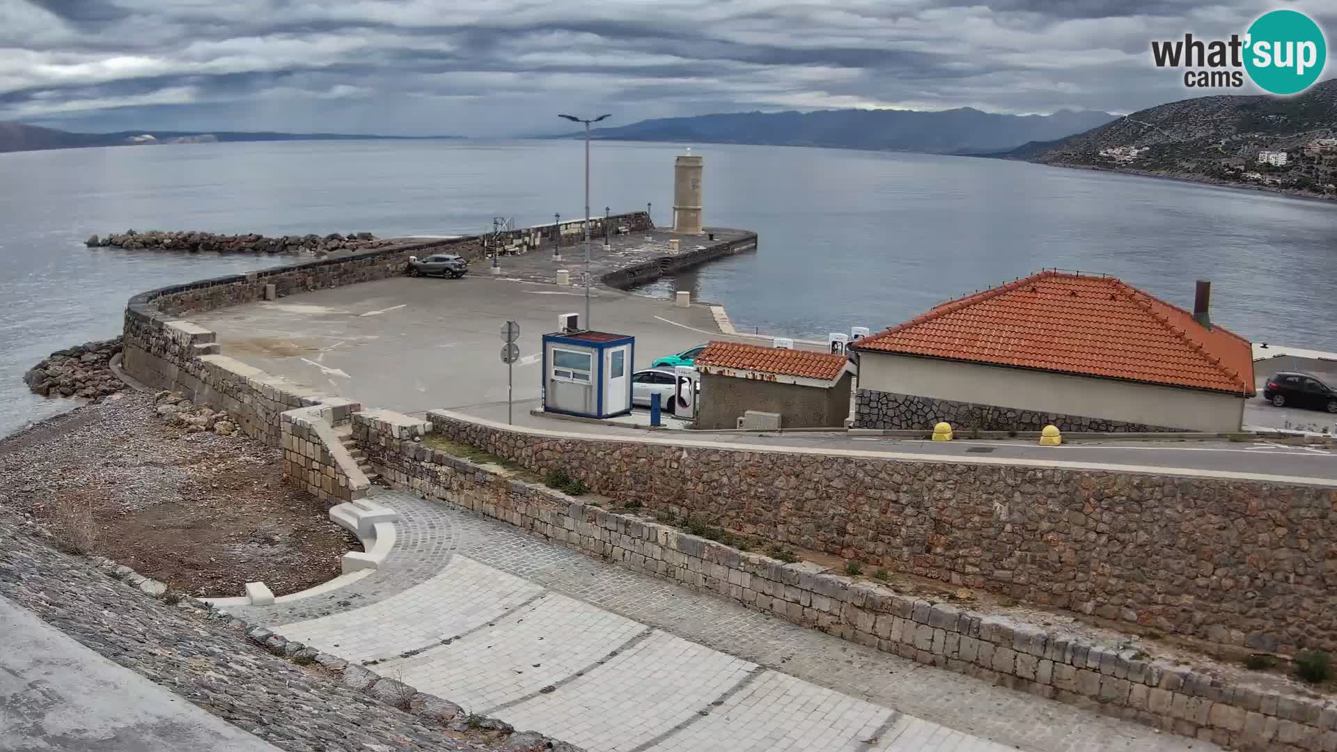 Webcam Porto di Segna – Frangiflutti e Faro in diretta