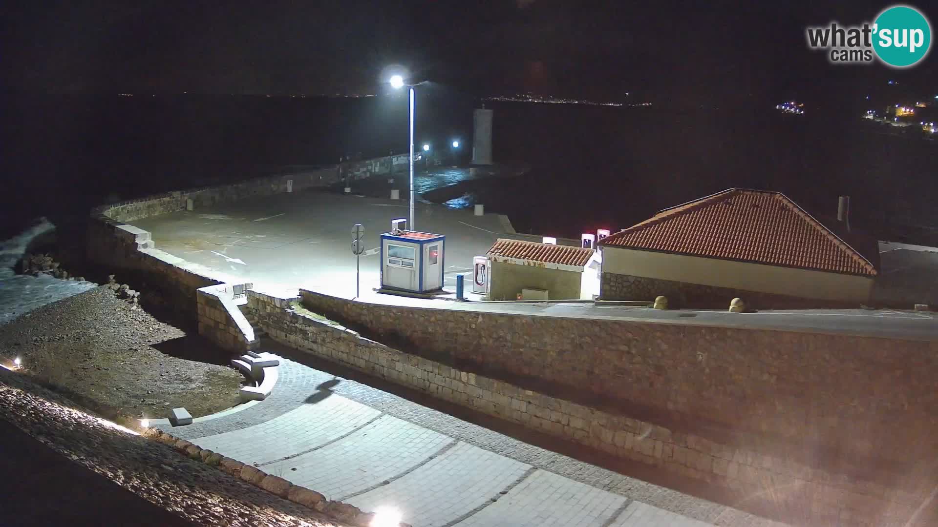 Webcam Porto di Segna – Frangiflutti e Faro in diretta