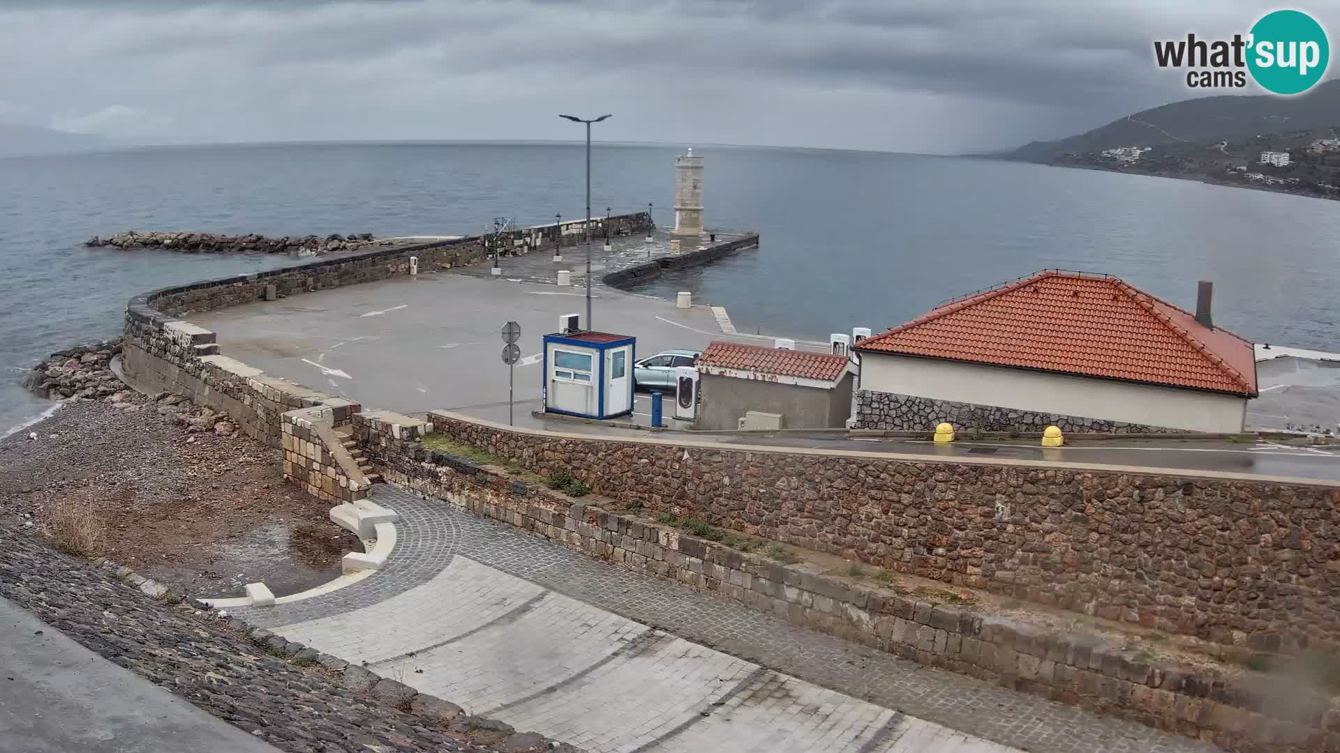 Webcam Porto di Segna – Frangiflutti e Faro in diretta