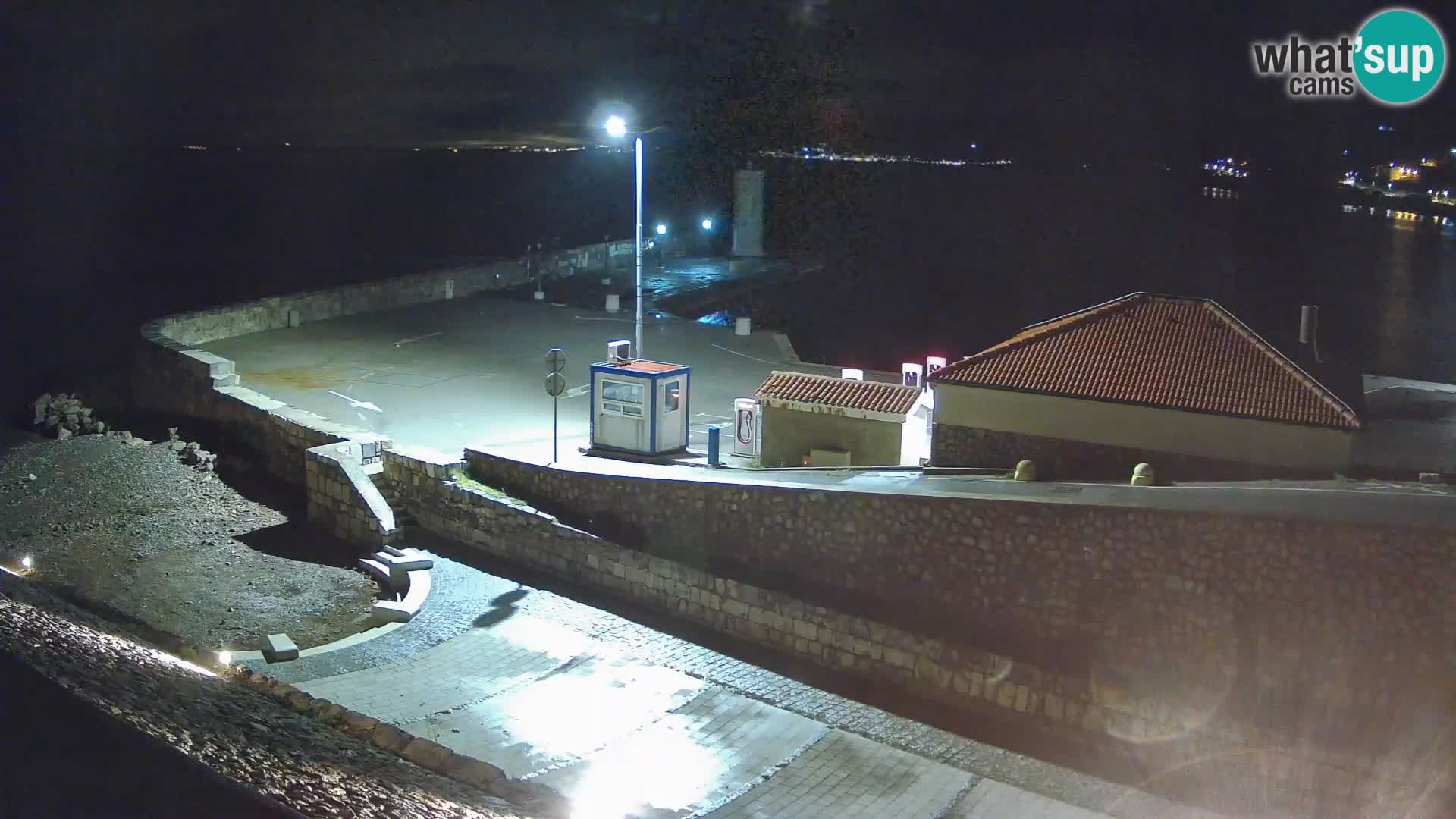 Webcam Porto di Segna – Frangiflutti e Faro in diretta