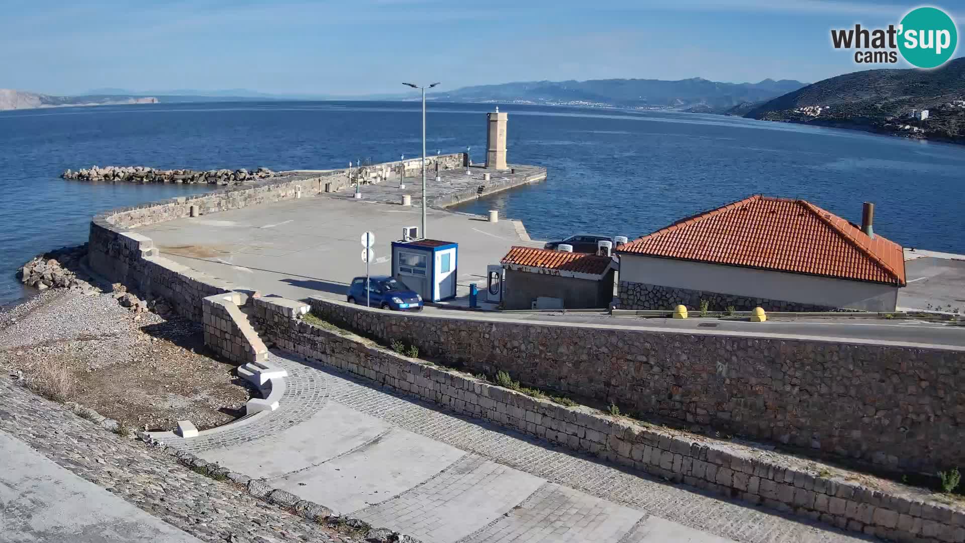 Webcam puerto de Senj – Rompeolas y faro en directo