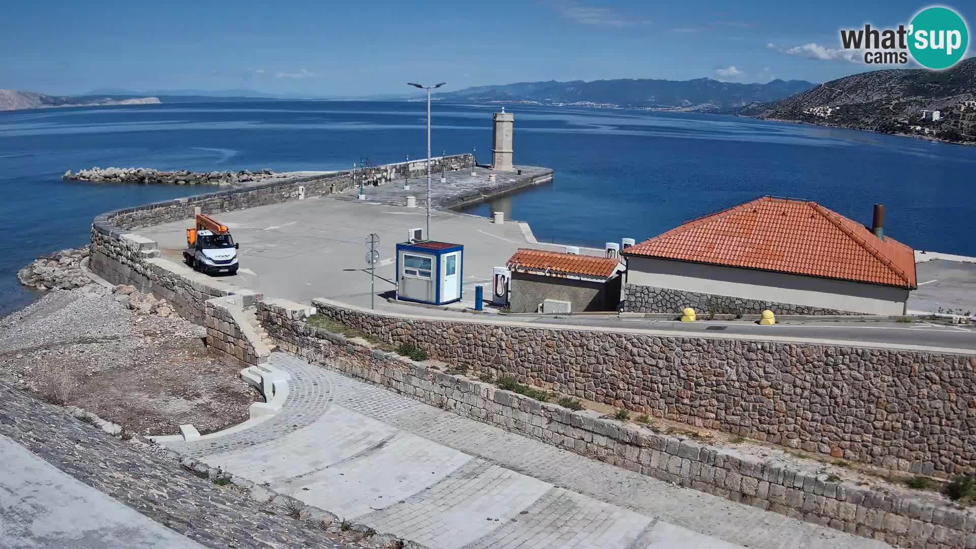 Webcam Porto di Segna – Frangiflutti e Faro in diretta