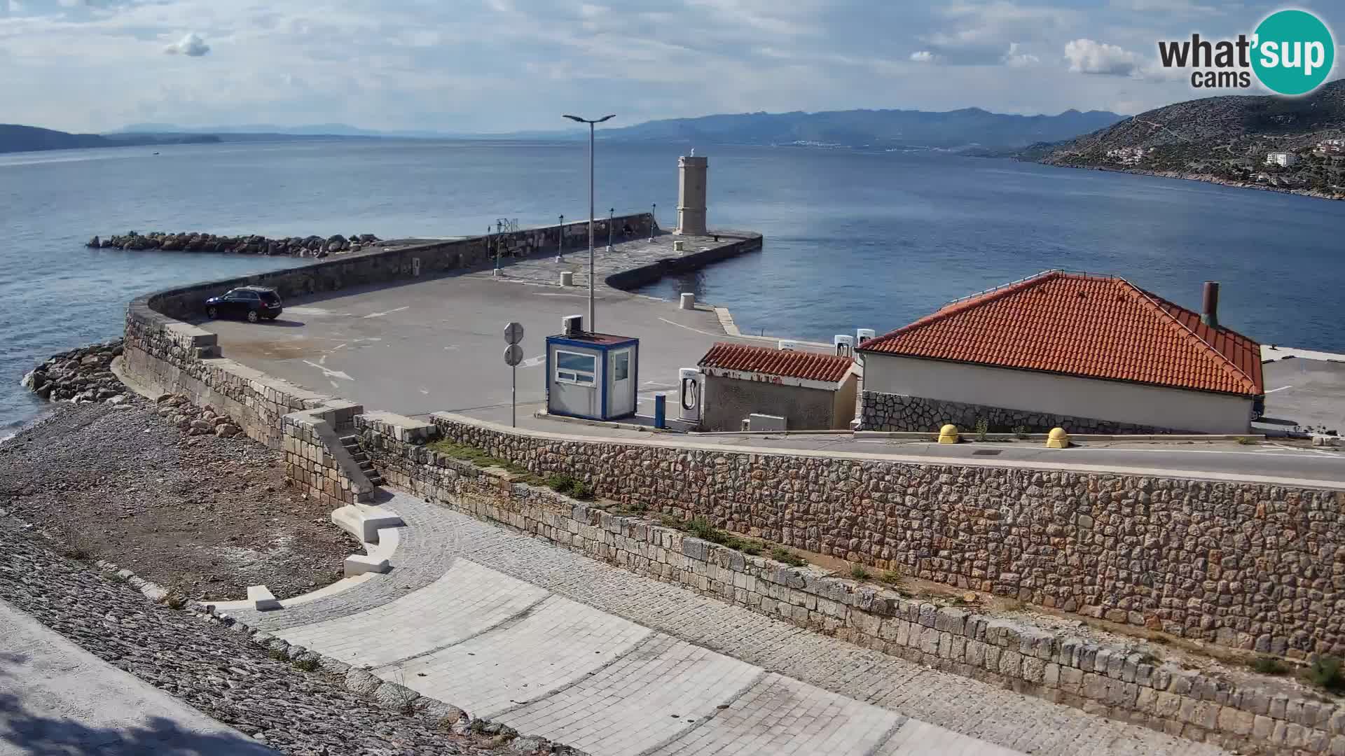 Webcam puerto de Senj – Rompeolas y faro en directo