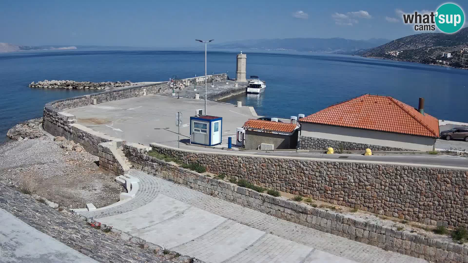 Webcam puerto de Senj – Rompeolas y faro en directo