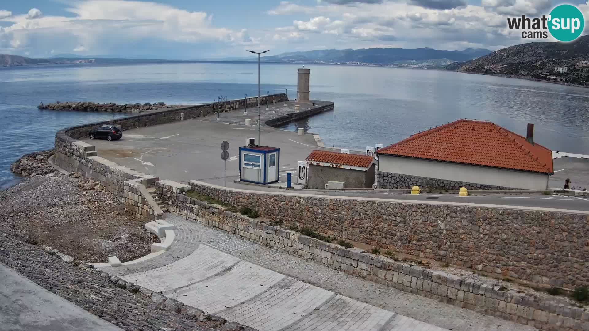 Web kamera Senj luka – Lukobran i svjetionik uživo