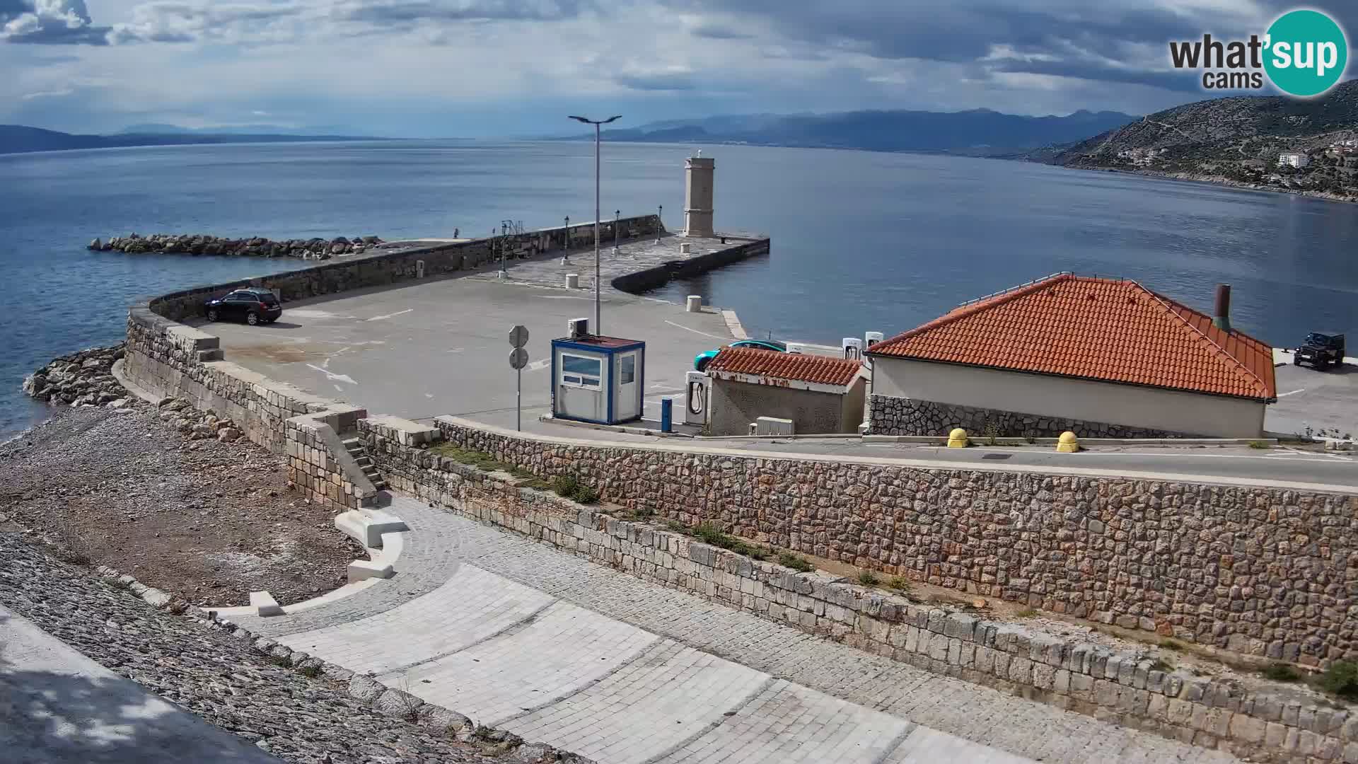 Webcam puerto de Senj – Rompeolas y faro en directo