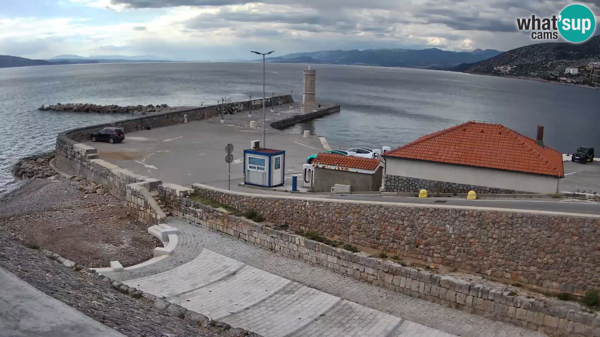 Webcam Porto di Segna – Frangiflutti e Faro in diretta