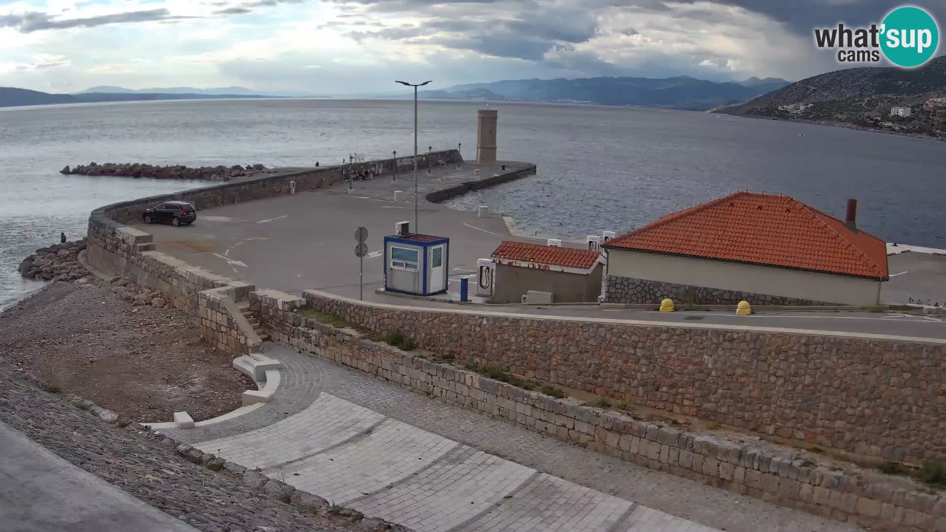 Webcam Porto di Segna – Frangiflutti e Faro in diretta