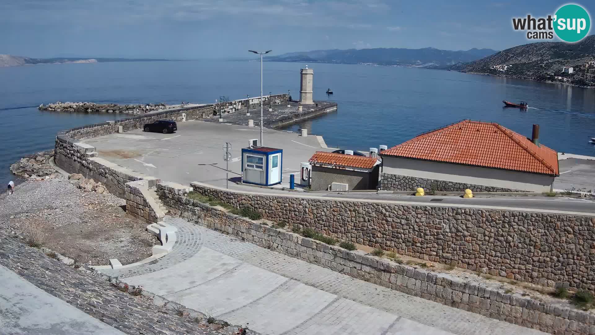 Web kamera Senj luka – Lukobran i svjetionik uživo