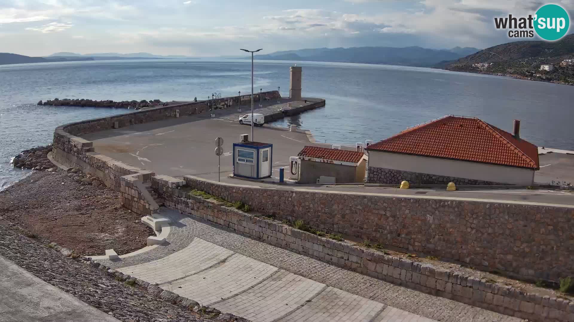 Webcam Porto di Segna – Frangiflutti e Faro in diretta